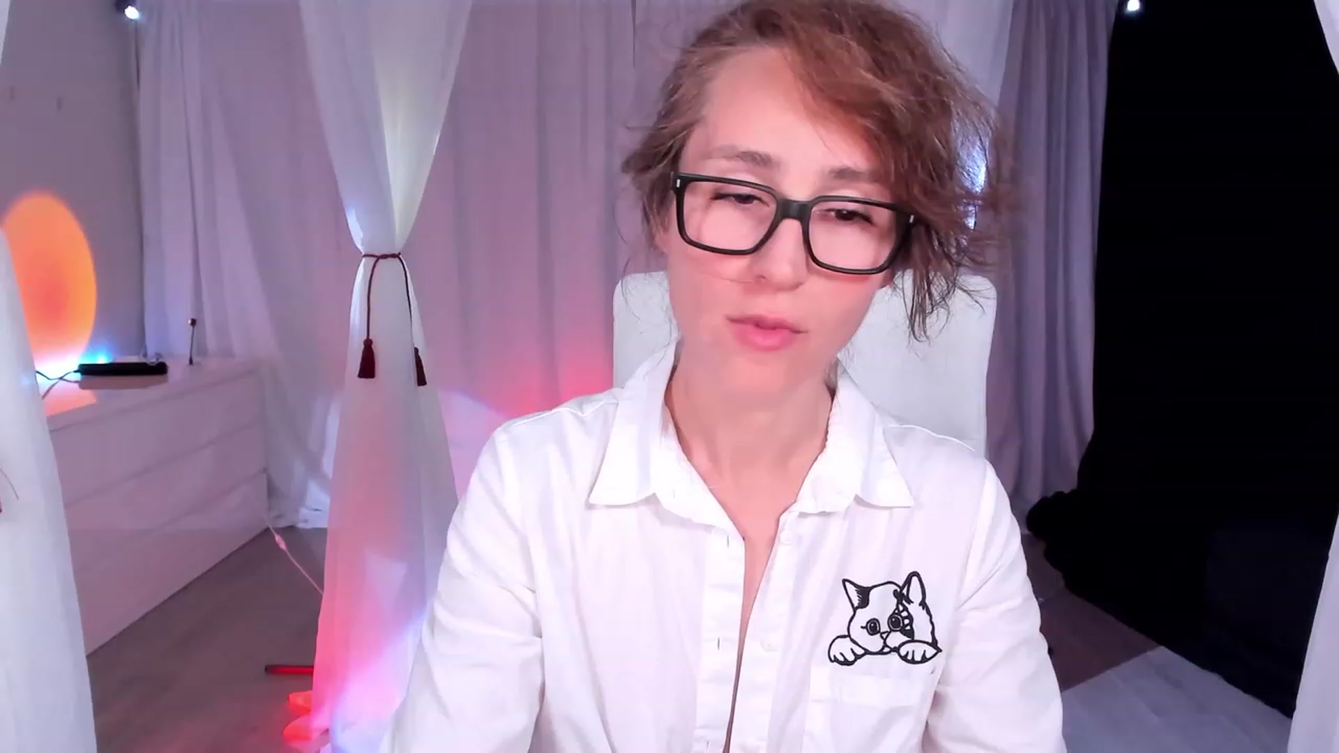 Gallery image thumbnail from Olivia's myfreecams stream on, 02/11/2024, 06:49 image 3 of 20