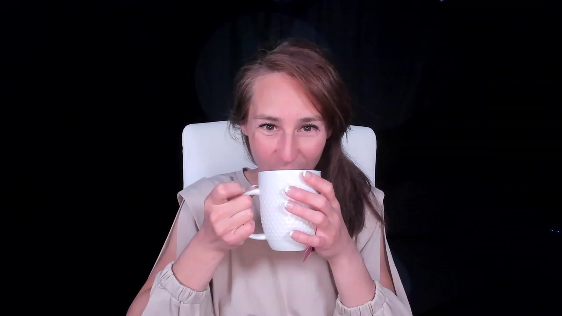 Gallery image thumbnail from Olivia's myfreecams stream on, 02/16/2024, 05:26 image 16 of 20