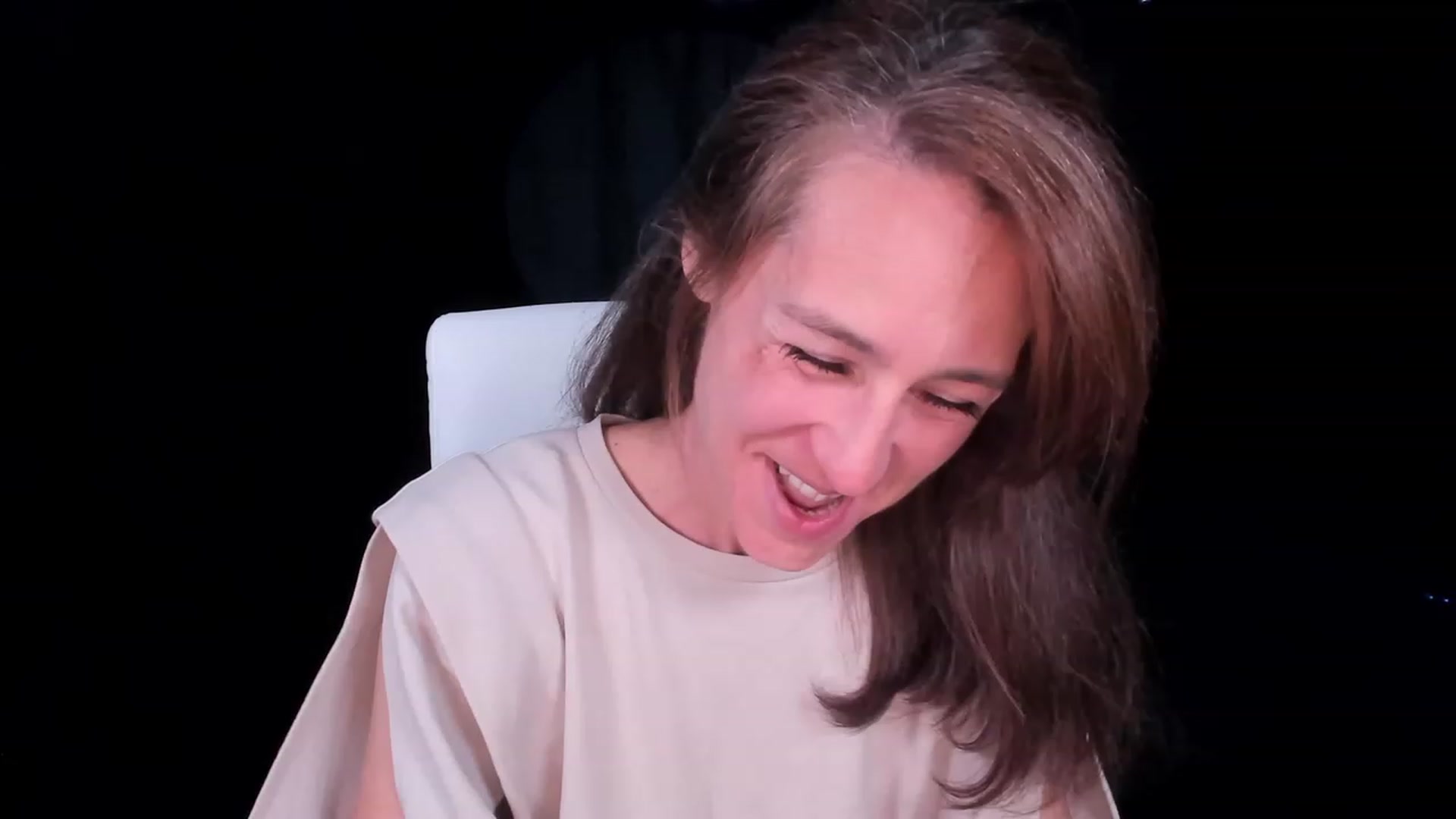 Gallery image thumbnail from Olivia's myfreecams stream on, 02/16/2024, 05:26 image 7 of 20