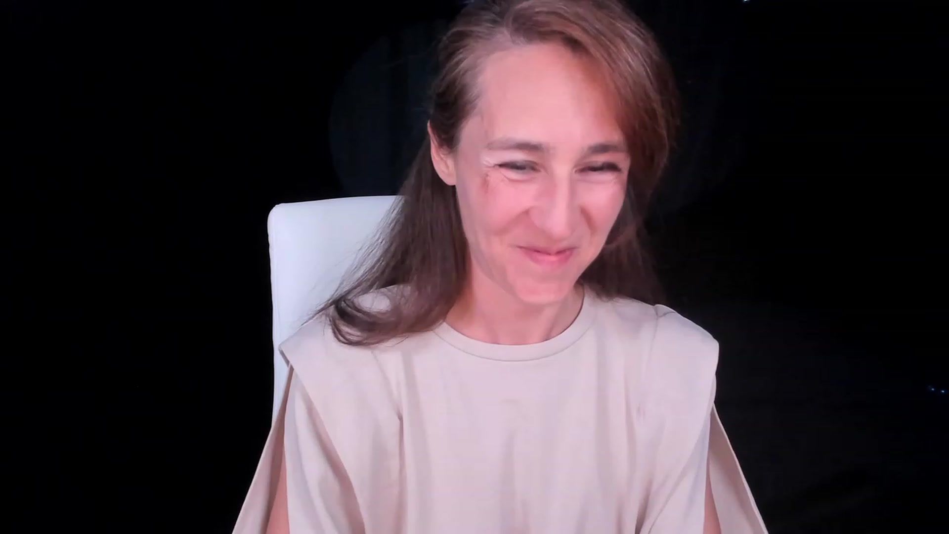 Gallery image thumbnail from Olivia's myfreecams stream on, 02/16/2024, 05:26 image 9 of 20