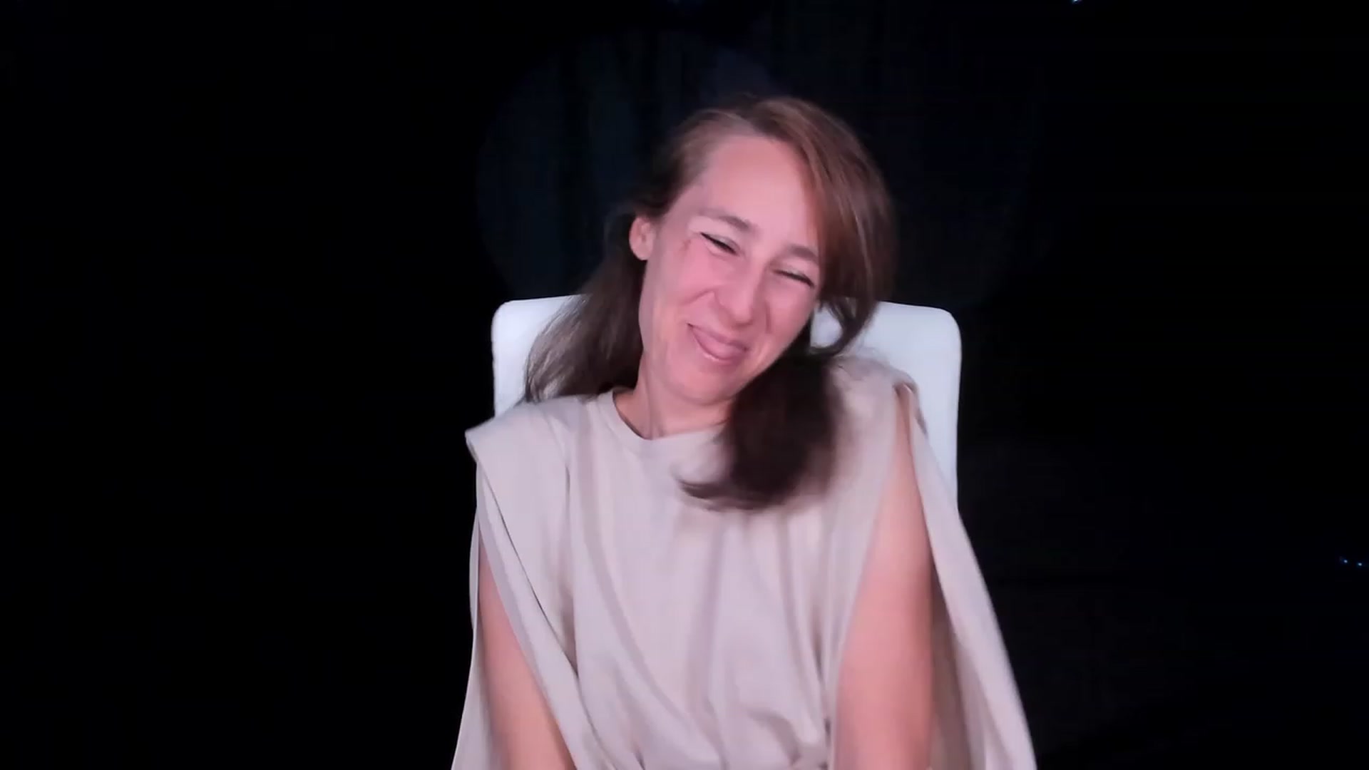 Gallery image thumbnail from Olivia's myfreecams stream on, 02/16/2024, 05:26 image 15 of 20