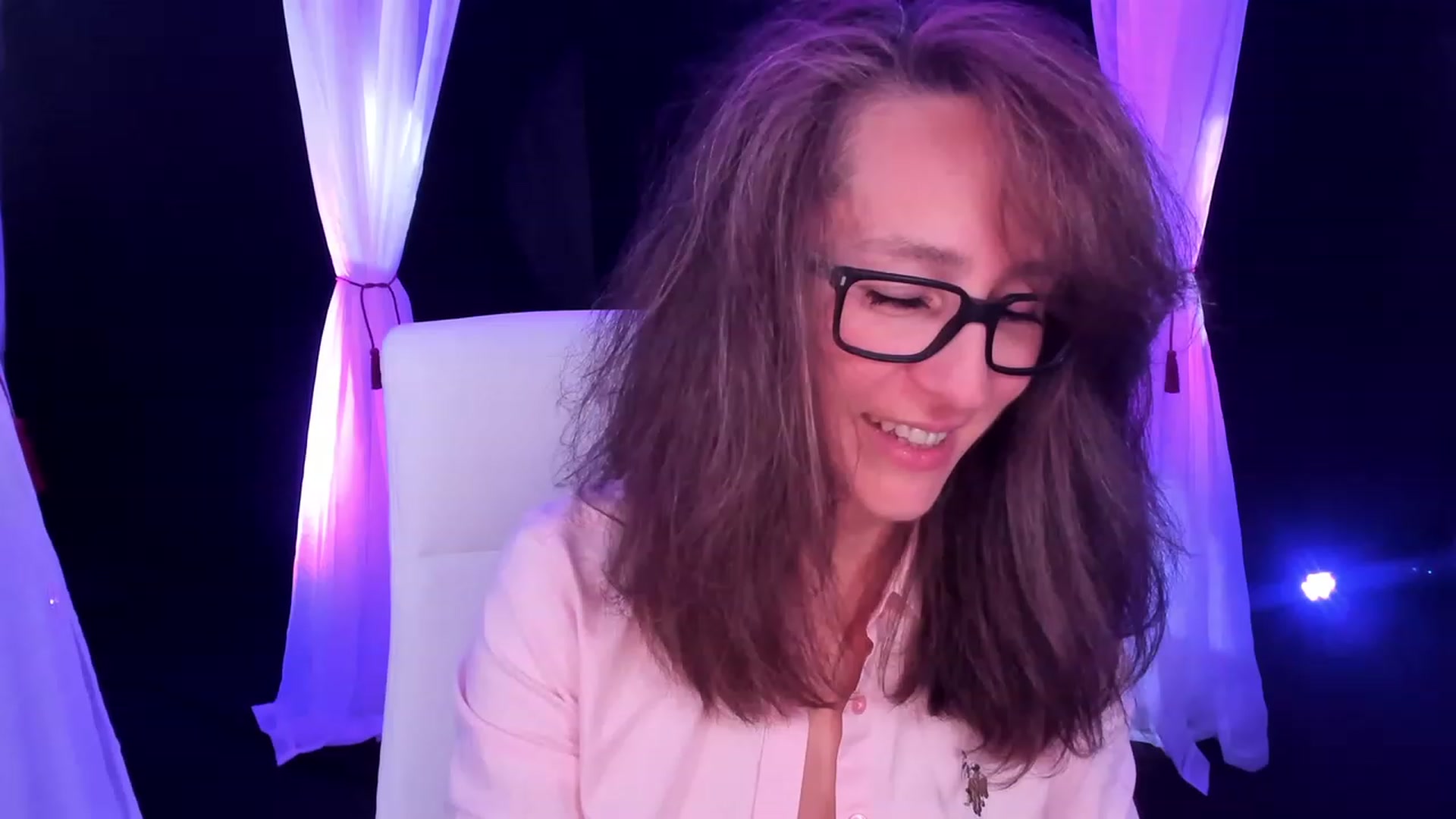 Gallery image thumbnail from Olivia's myfreecams stream on, 02/17/2024, 07:30 image 16 of 20