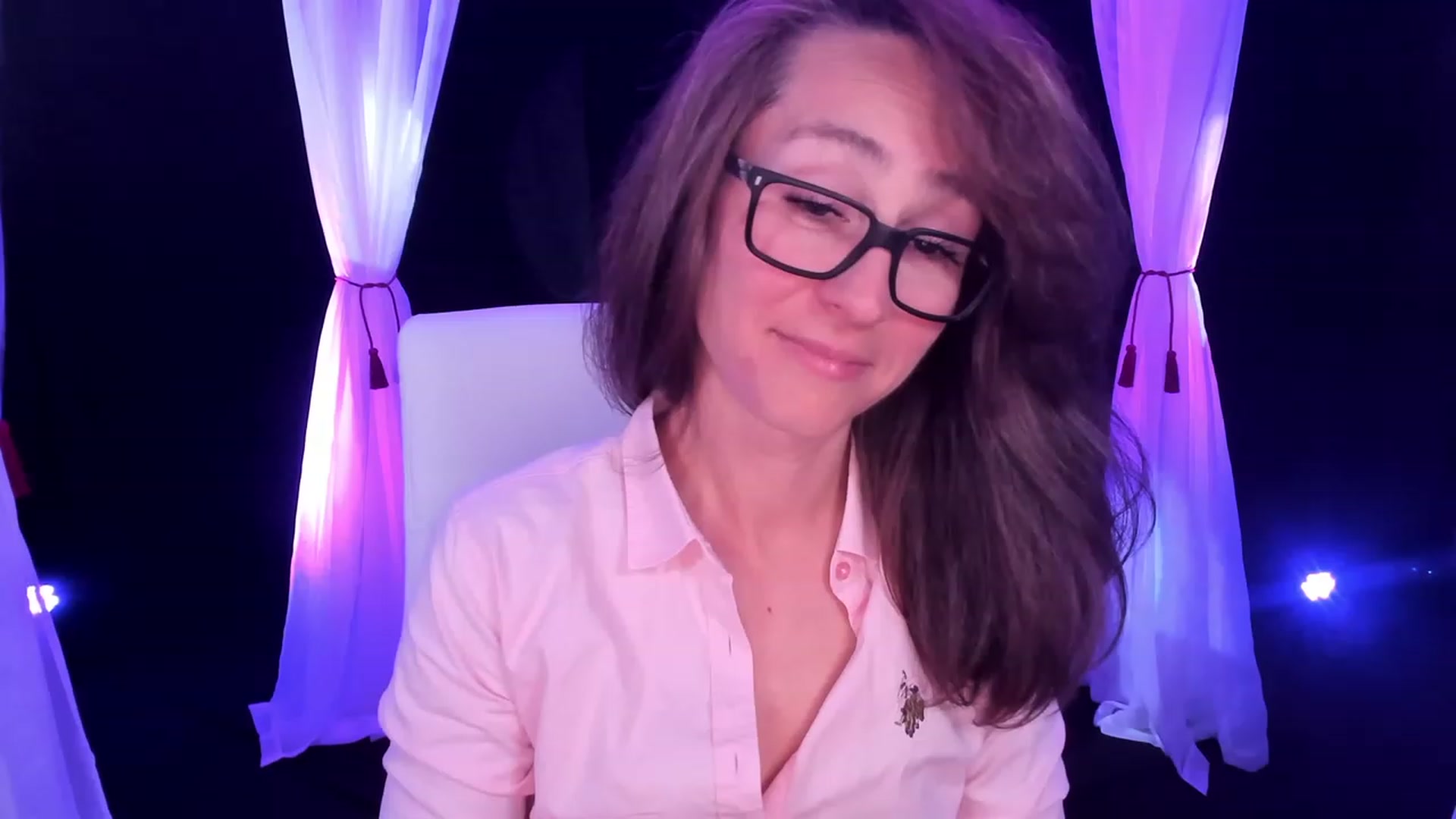 Gallery image thumbnail from Olivia's myfreecams stream on, 02/17/2024, 07:30 image 10 of 20