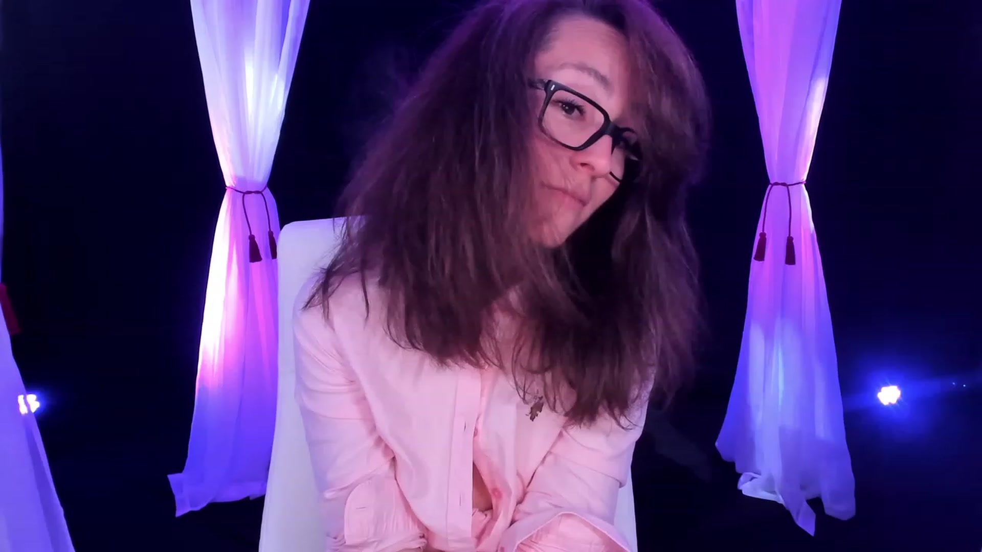 Gallery image thumbnail from Olivia's myfreecams stream on, 02/17/2024, 07:30 image 12 of 20