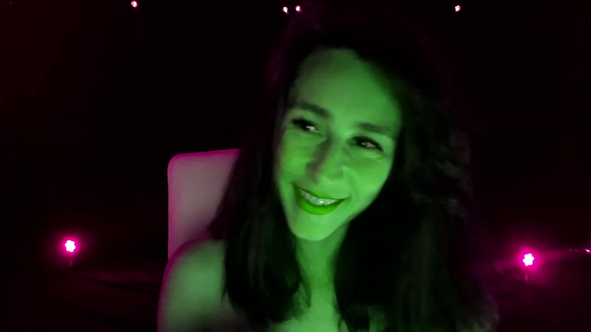 Gallery image thumbnail from Olivia's myfreecams stream on, 02/18/2024, 07:13 image 4 of 20