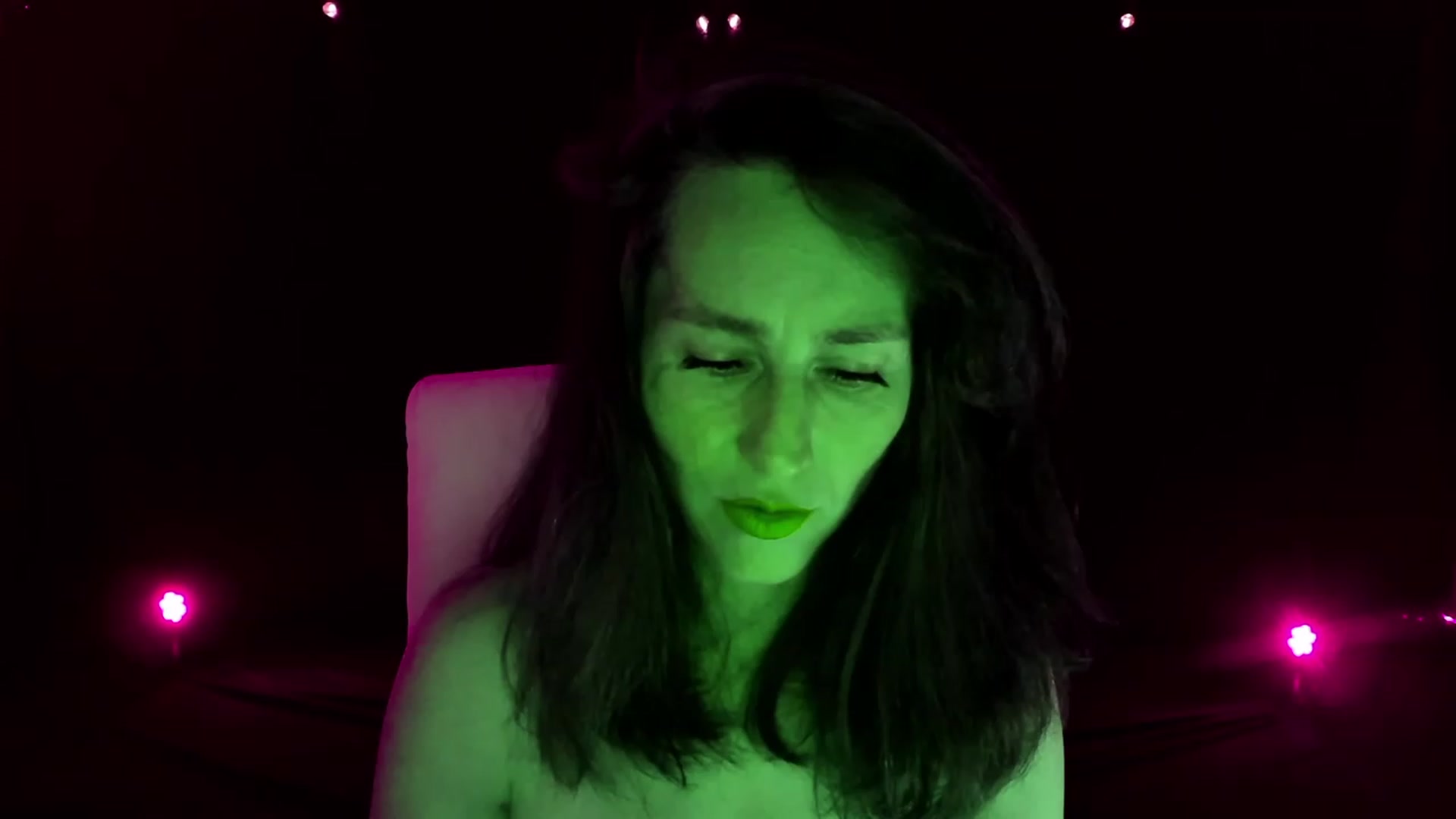 Gallery image thumbnail from Olivia's myfreecams stream on, 02/18/2024, 07:13 image 9 of 20