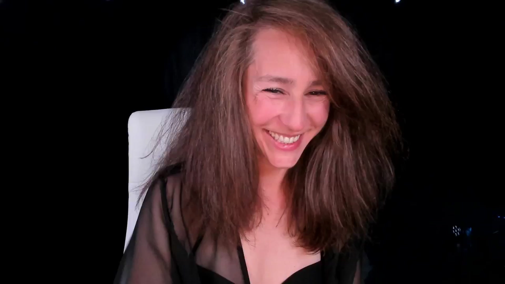 Gallery image thumbnail from Olivia's myfreecams stream on, 02/21/2024, 07:33 image 5 of 20