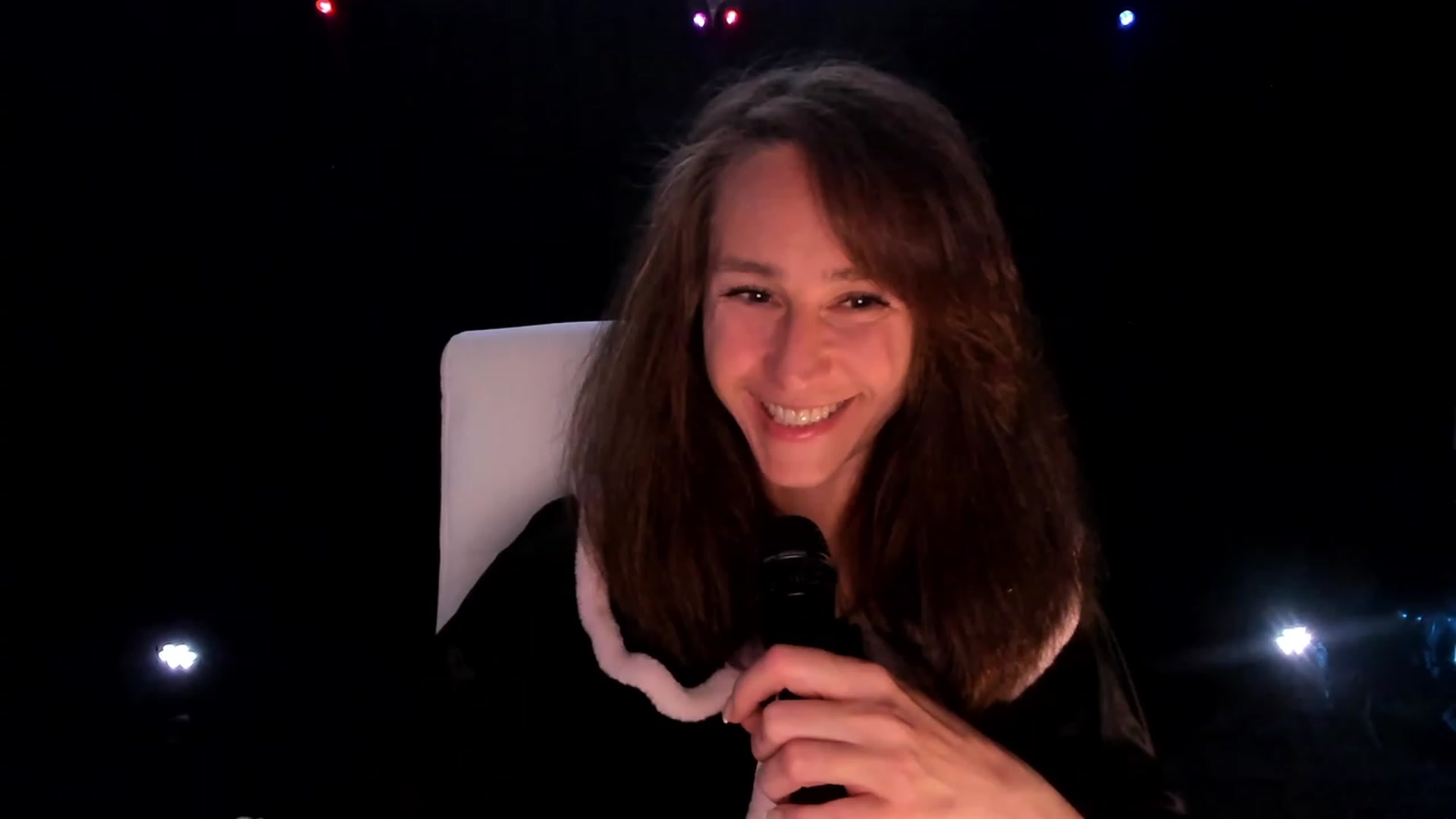 Gallery image thumbnail from Olivia's myfreecams stream on, 02/22/2024, 04:44 image 11 of 20