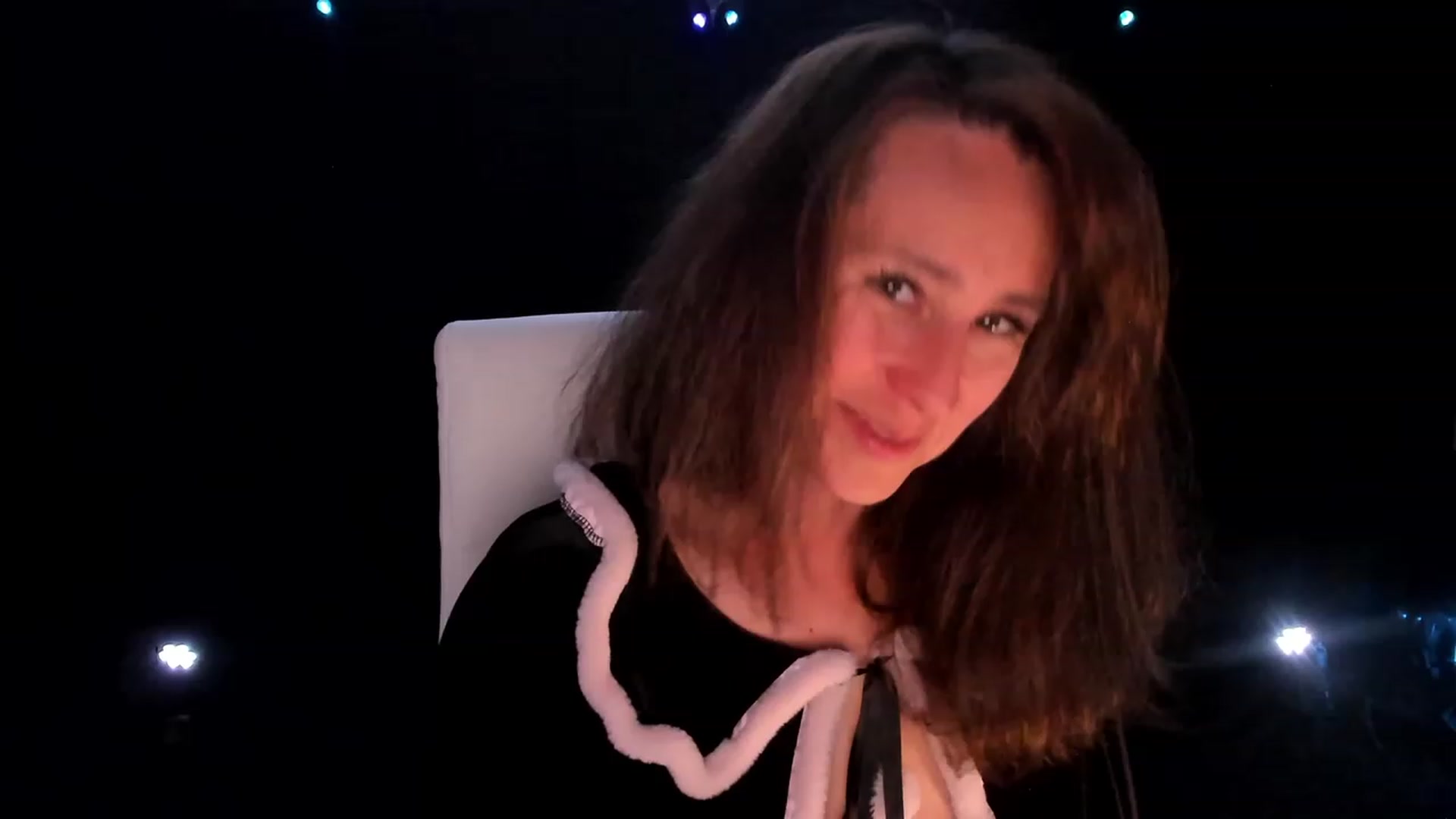 Gallery image thumbnail from Olivia's myfreecams stream on, 02/22/2024, 07:41 image 16 of 20