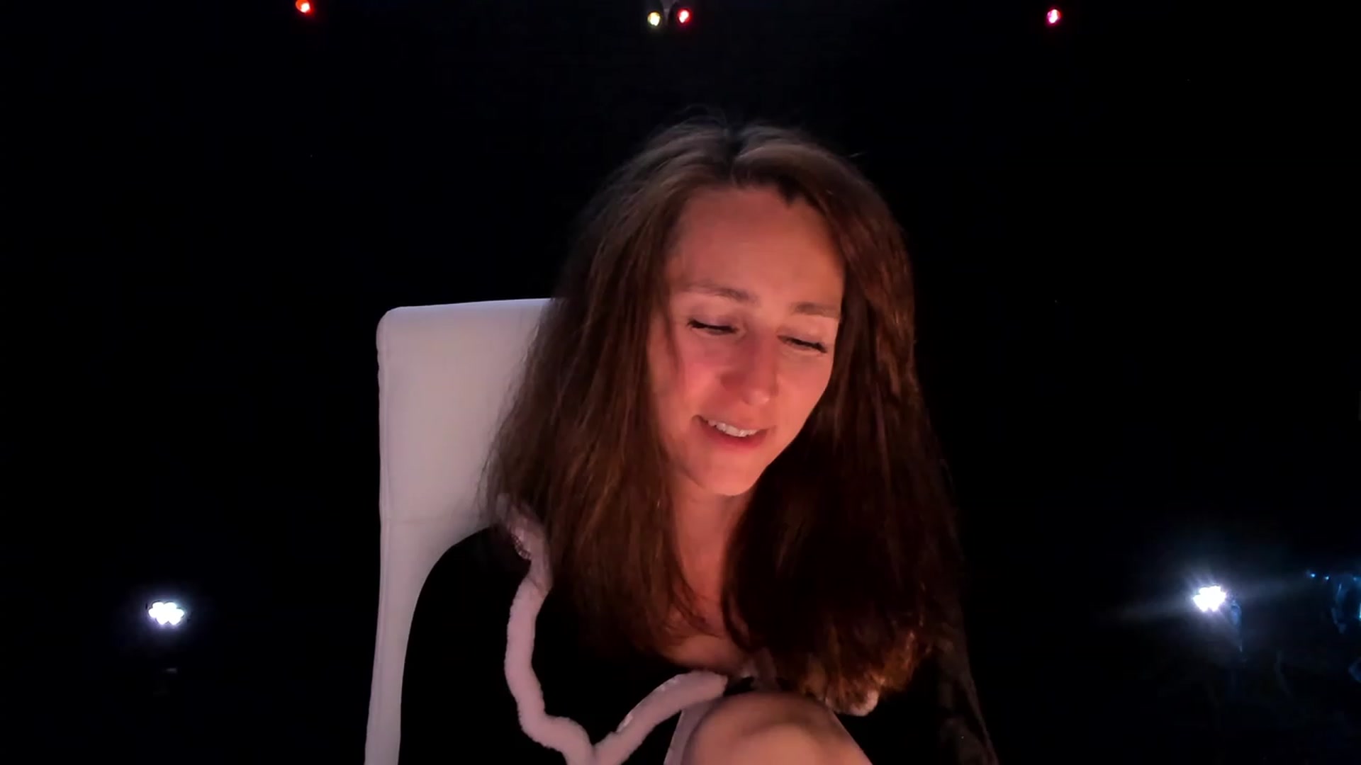Gallery image thumbnail from Olivia's myfreecams stream on, 02/22/2024, 07:41 image 18 of 20