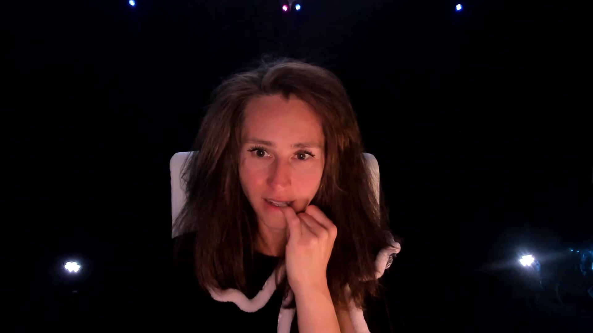 Gallery image thumbnail from Olivia's myfreecams stream on, 02/22/2024, 07:41 image 8 of 20