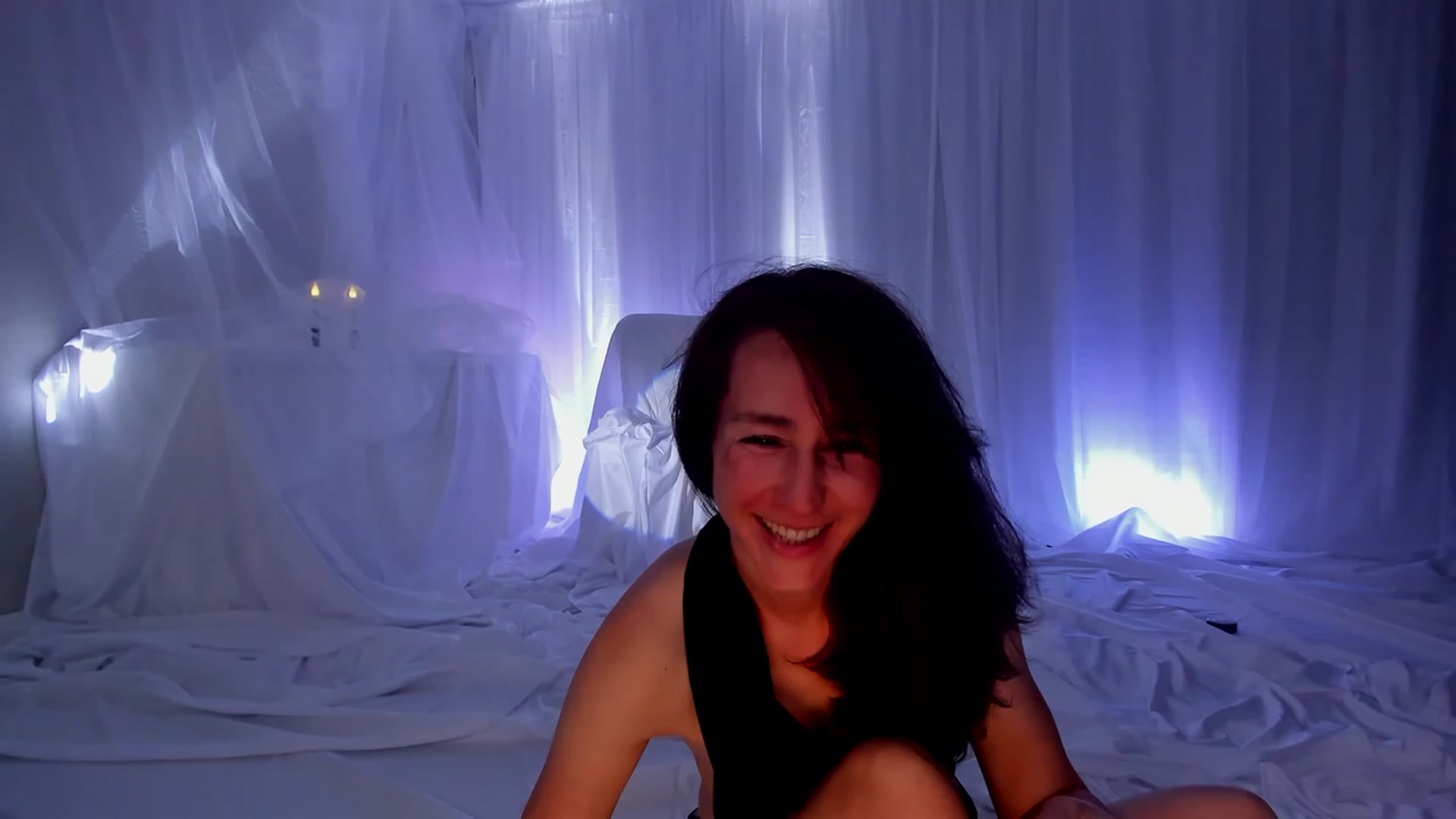 Gallery image thumbnail from Olivia's myfreecams stream on, 03/02/2024, 05:39 image 17 of 20