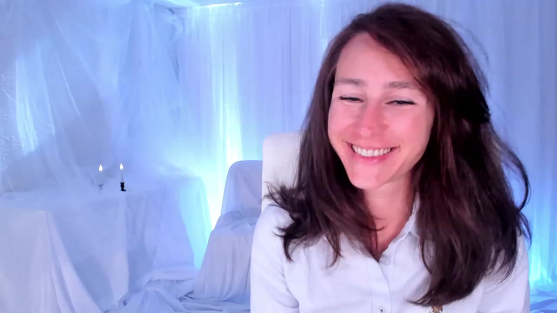 Gallery image thumbnail from Olivia's myfreecams stream on, 03/05/2024, 07:33 image 8 of 20