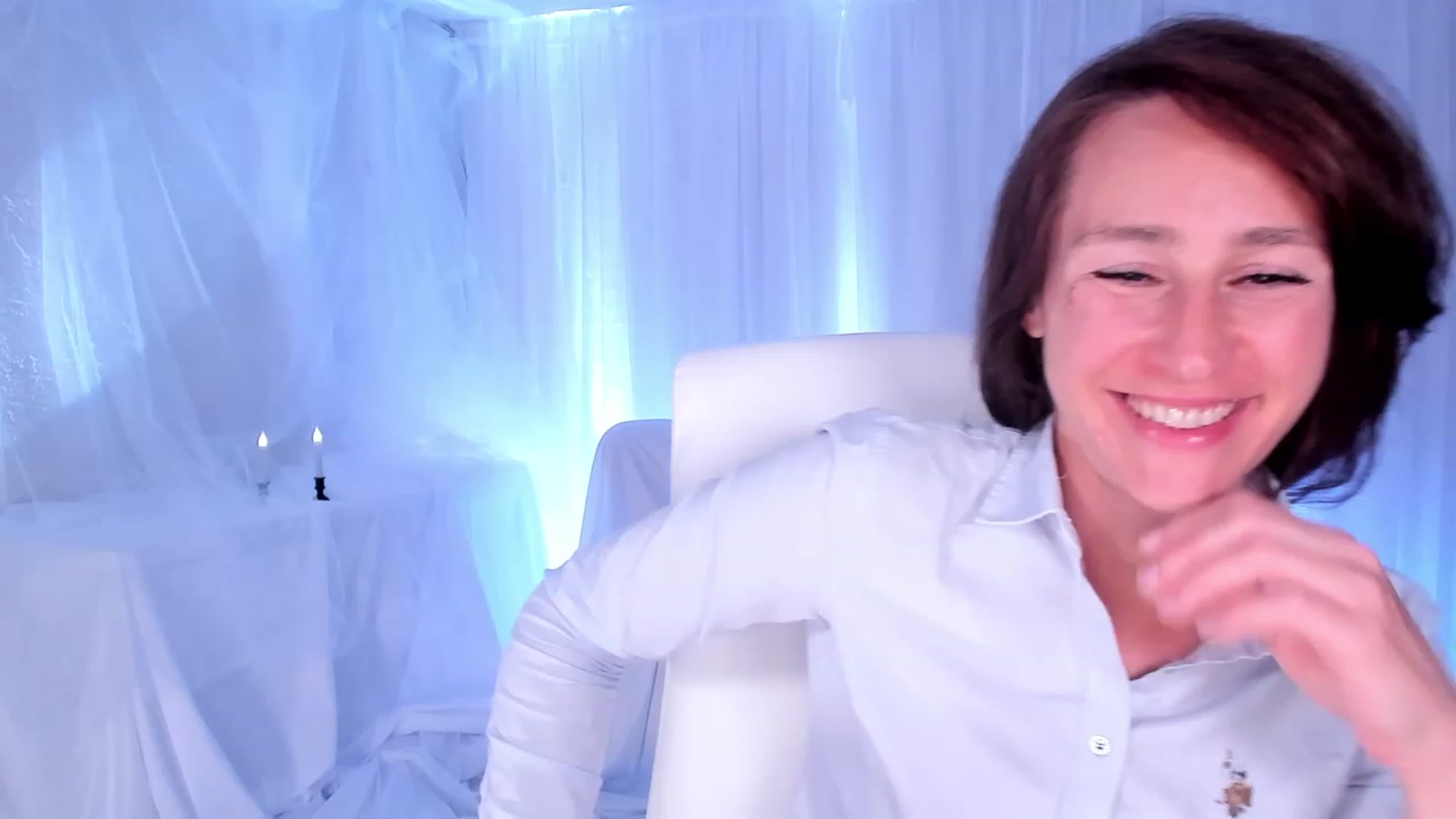 Gallery image thumbnail from Olivia's myfreecams stream on, 03/05/2024, 07:33 image 6 of 20