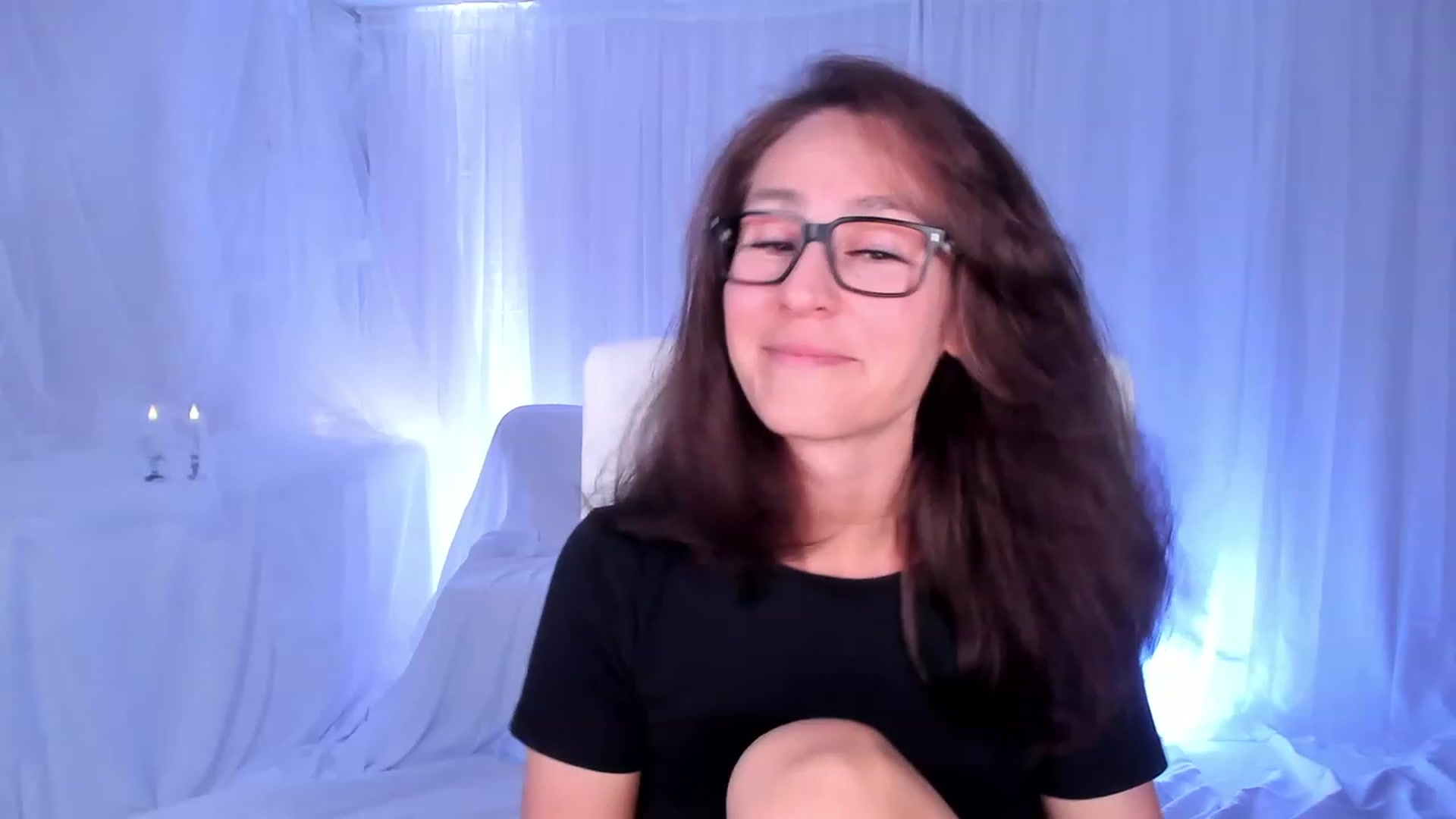 Gallery image thumbnail from Olivia's myfreecams stream on, 03/06/2024, 05:07 image 4 of 20