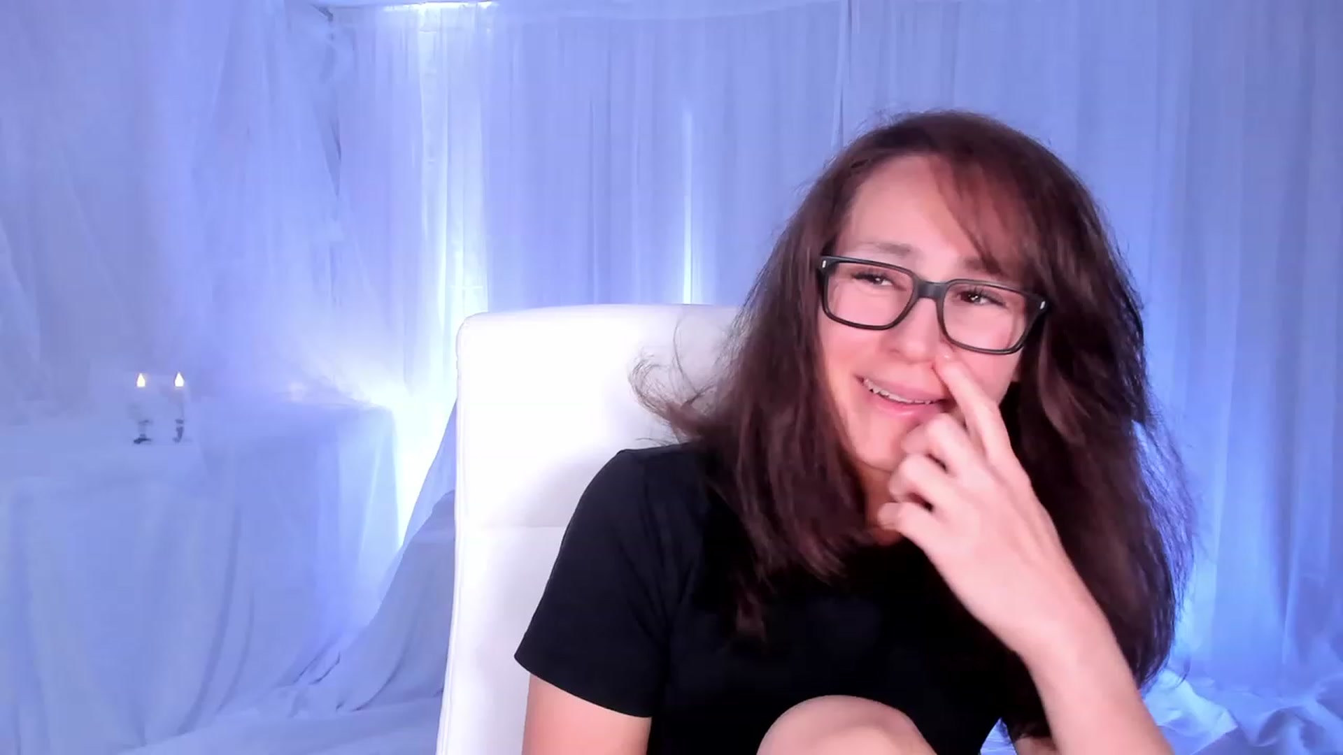 Gallery image thumbnail from Olivia's myfreecams stream on, 03/06/2024, 05:07 image 17 of 20