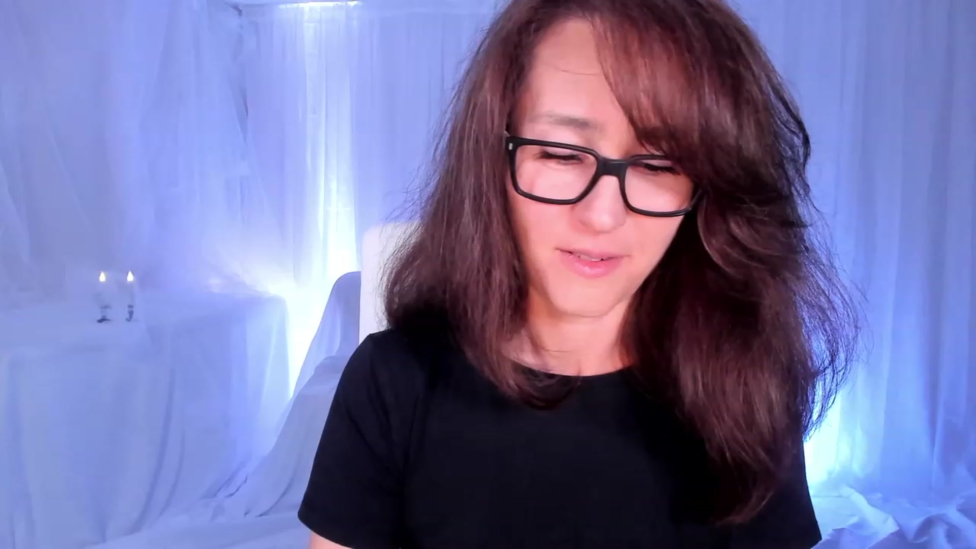 Gallery image thumbnail from Olivia's myfreecams stream on, 03/06/2024, 05:07 image 16 of 20