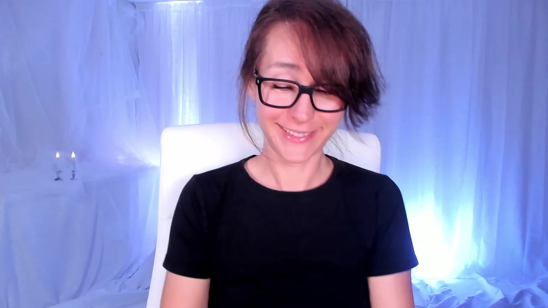 Gallery image thumbnail from Olivia's myfreecams stream on, 03/06/2024, 07:39 image 16 of 20