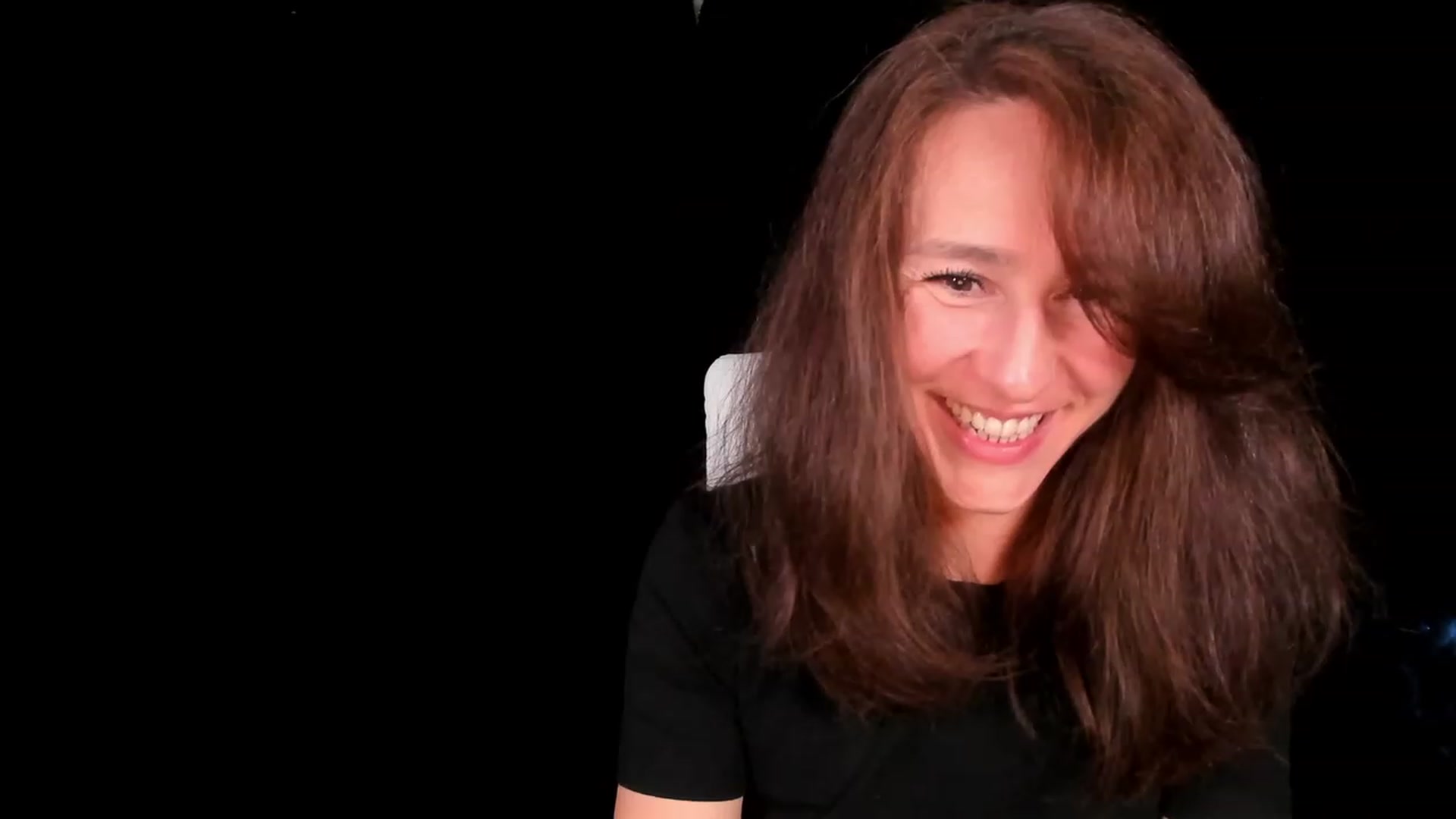 Gallery image thumbnail from Olivia's myfreecams stream on, 03/09/2024, 06:07 image 8 of 20