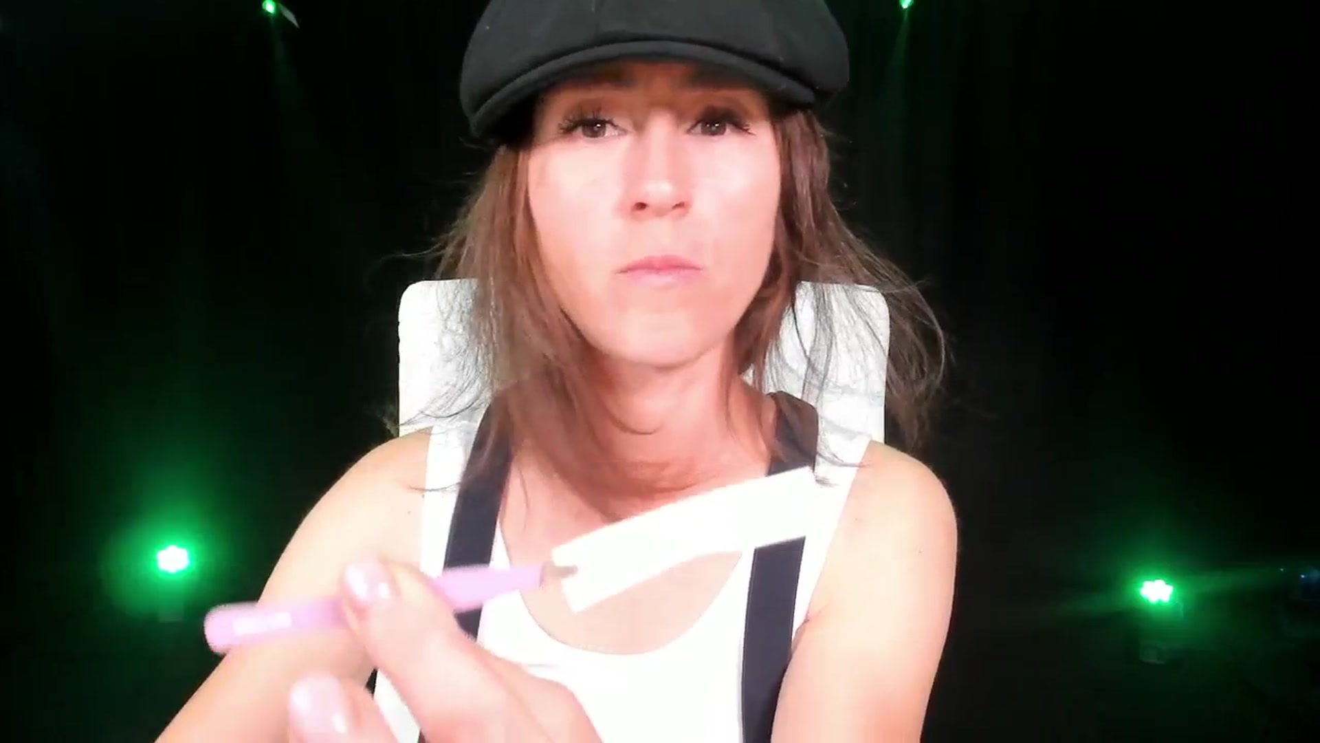 Gallery image thumbnail from Olivia's myfreecams stream on, 03/18/2024, 03:12 image 7 of 20