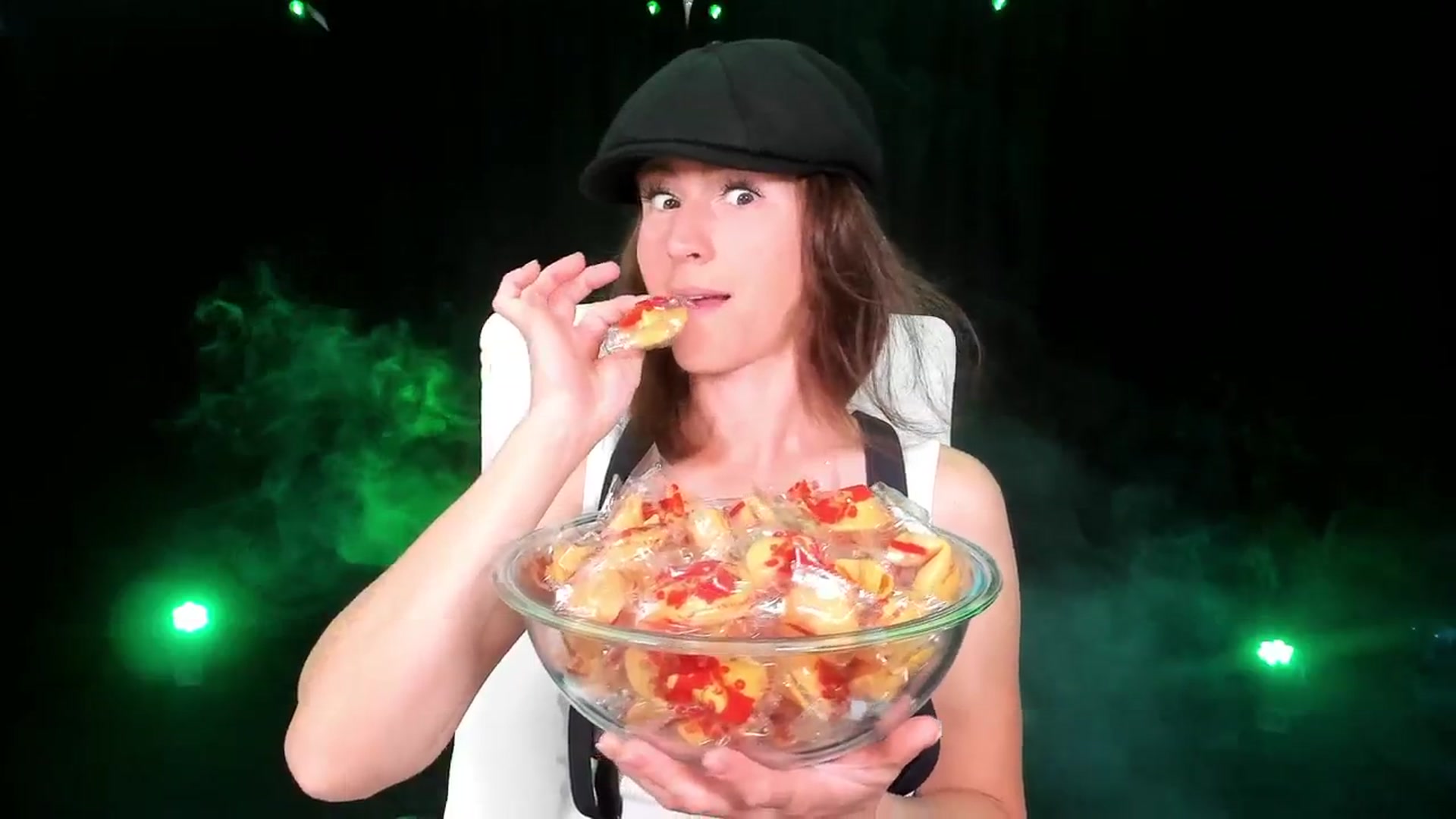 Gallery image thumbnail from Olivia's myfreecams stream on, 03/18/2024, 03:12 image 20 of 20