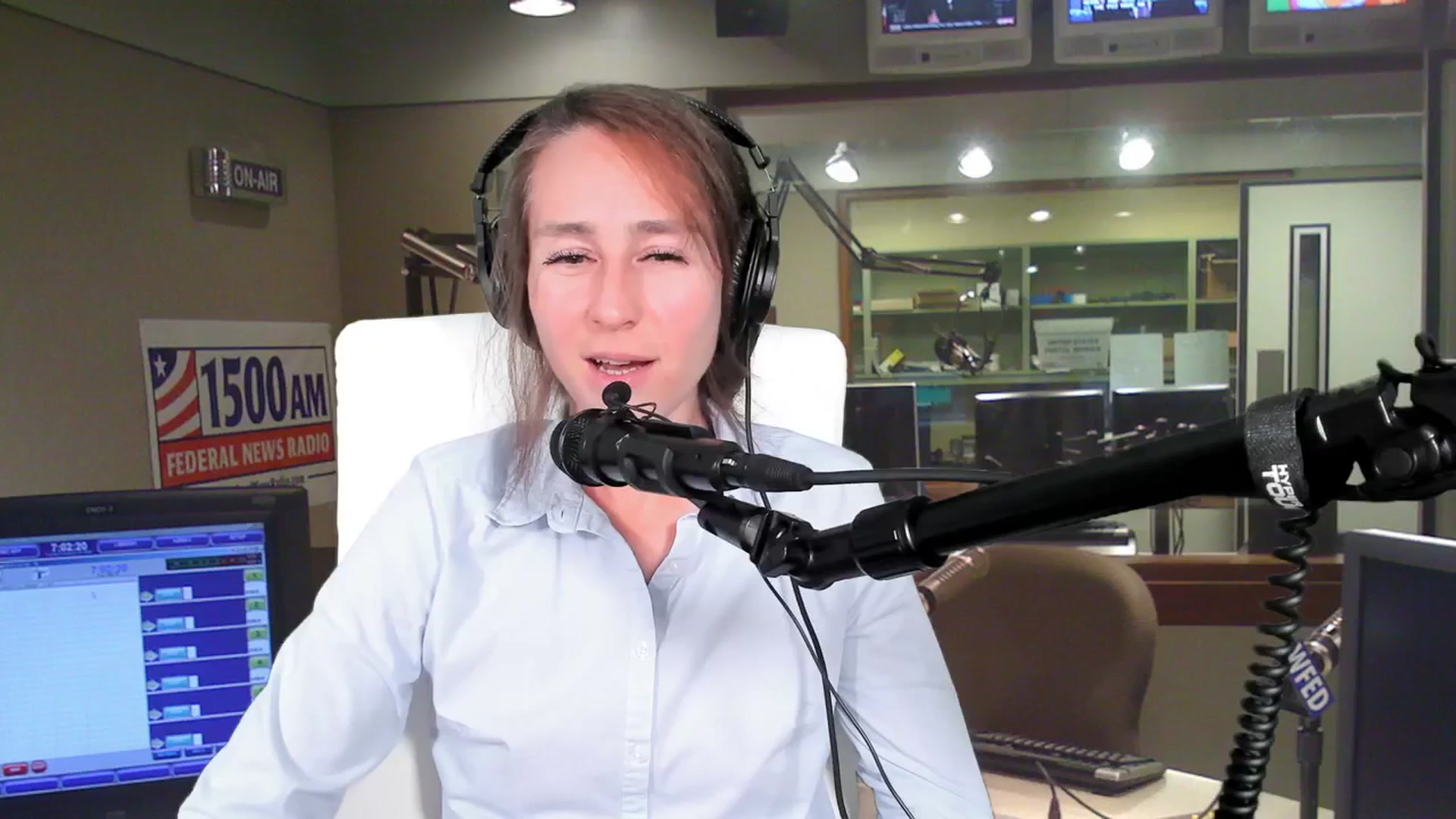 Gallery image thumbnail from Olivia's myfreecams stream on, 03/19/2024, 03:56 image 14 of 20