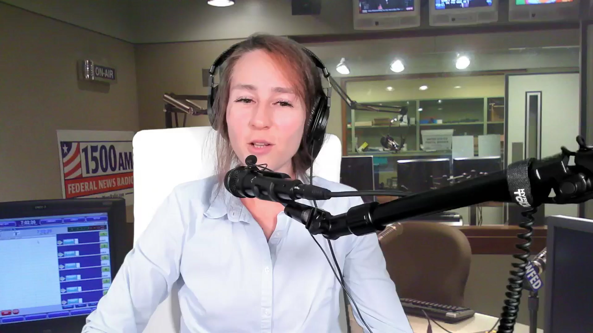 Gallery image thumbnail from Olivia's myfreecams stream on, 03/19/2024, 03:56 image 12 of 20