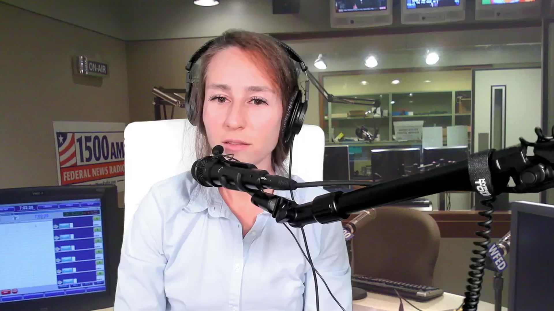 Gallery image thumbnail from Olivia's myfreecams stream on, 03/19/2024, 03:56 image 1 of 20