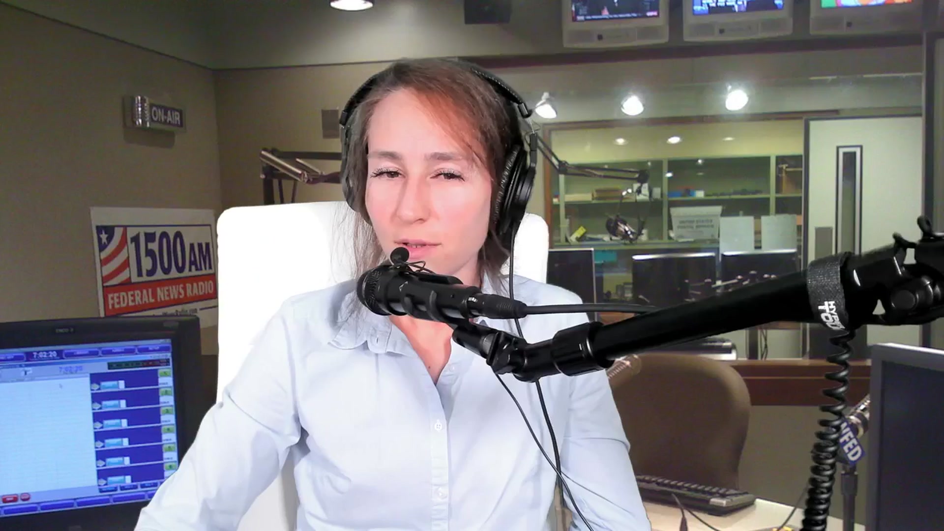 Gallery image thumbnail from Olivia's myfreecams stream on, 03/19/2024, 03:56 image 10 of 20