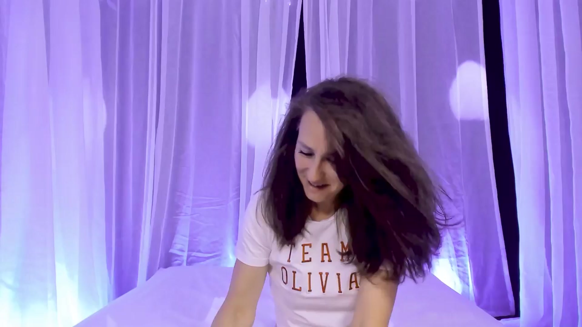 Gallery image thumbnail from Olivia's myfreecams stream on, 03/25/2024, 05:50 image 8 of 20