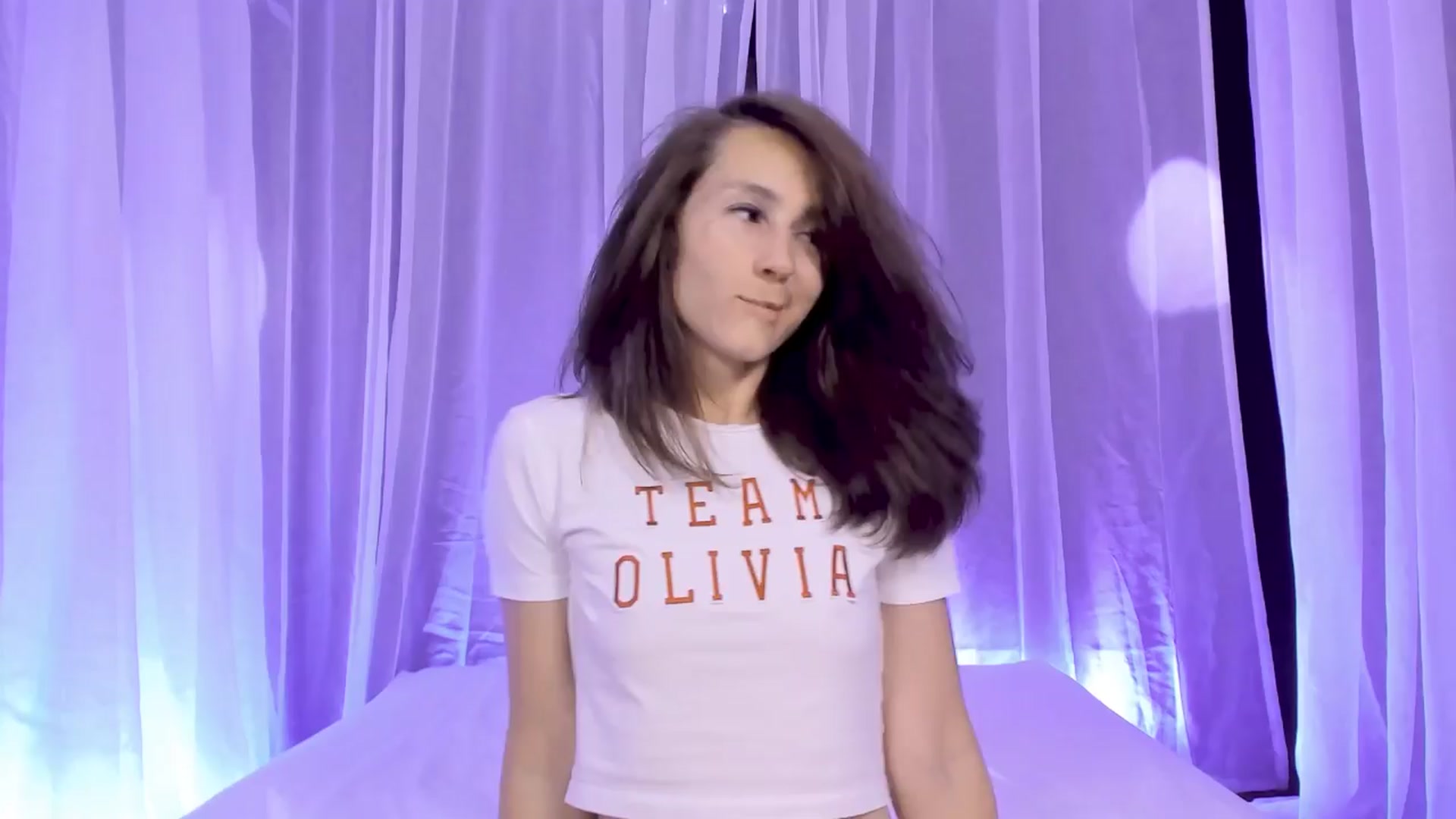 Gallery image thumbnail from Olivia's myfreecams stream on, 03/25/2024, 05:50 image 6 of 20