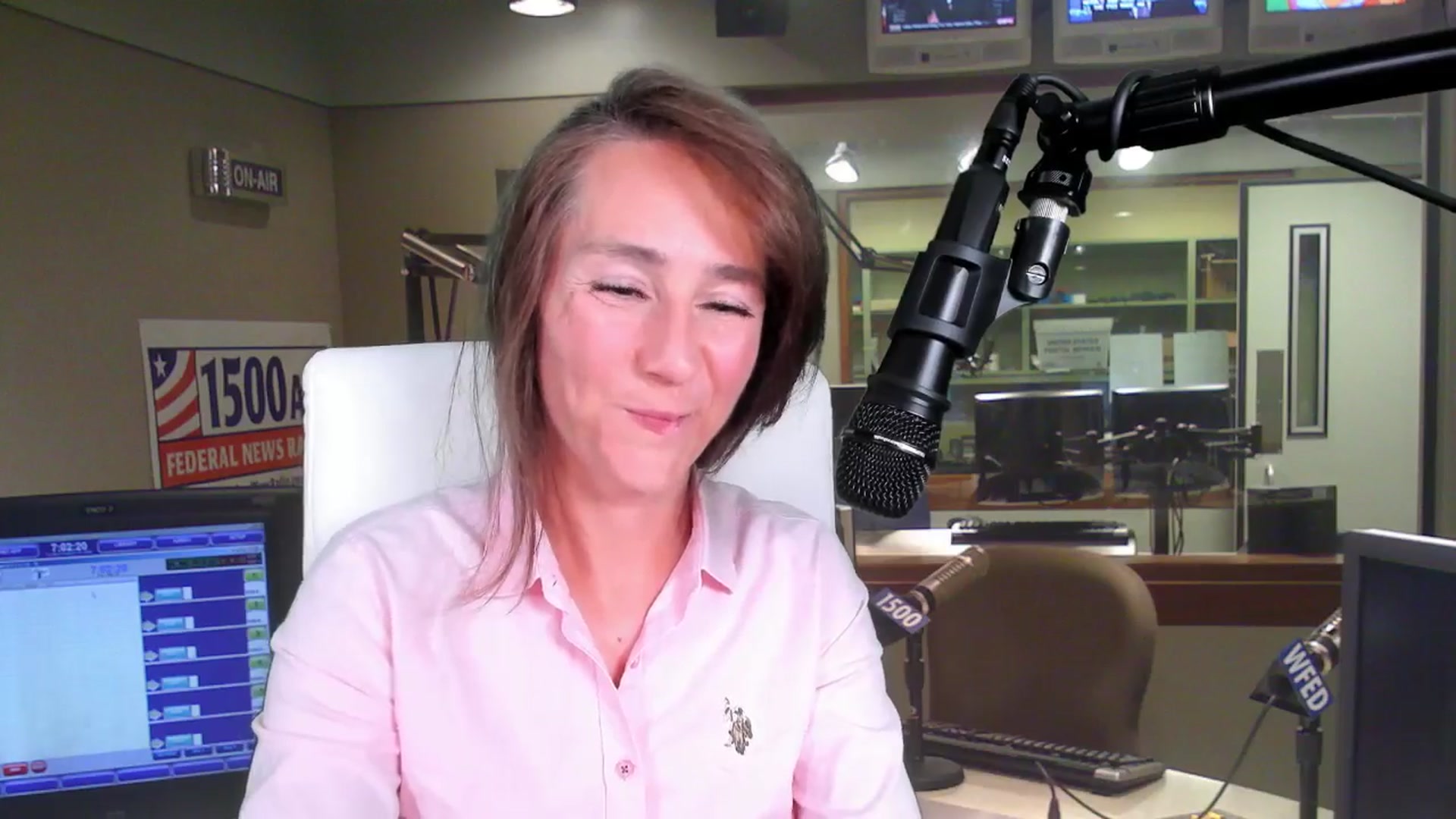 Gallery image thumbnail from Olivia's myfreecams stream on, 03/26/2024, 06:27 image 10 of 20