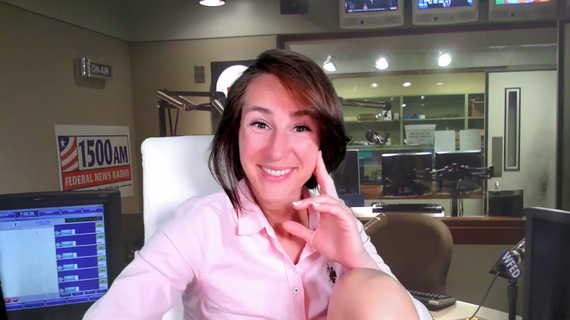 Gallery image thumbnail from Olivia's myfreecams stream on, 03/26/2024, 06:27 image 14 of 20