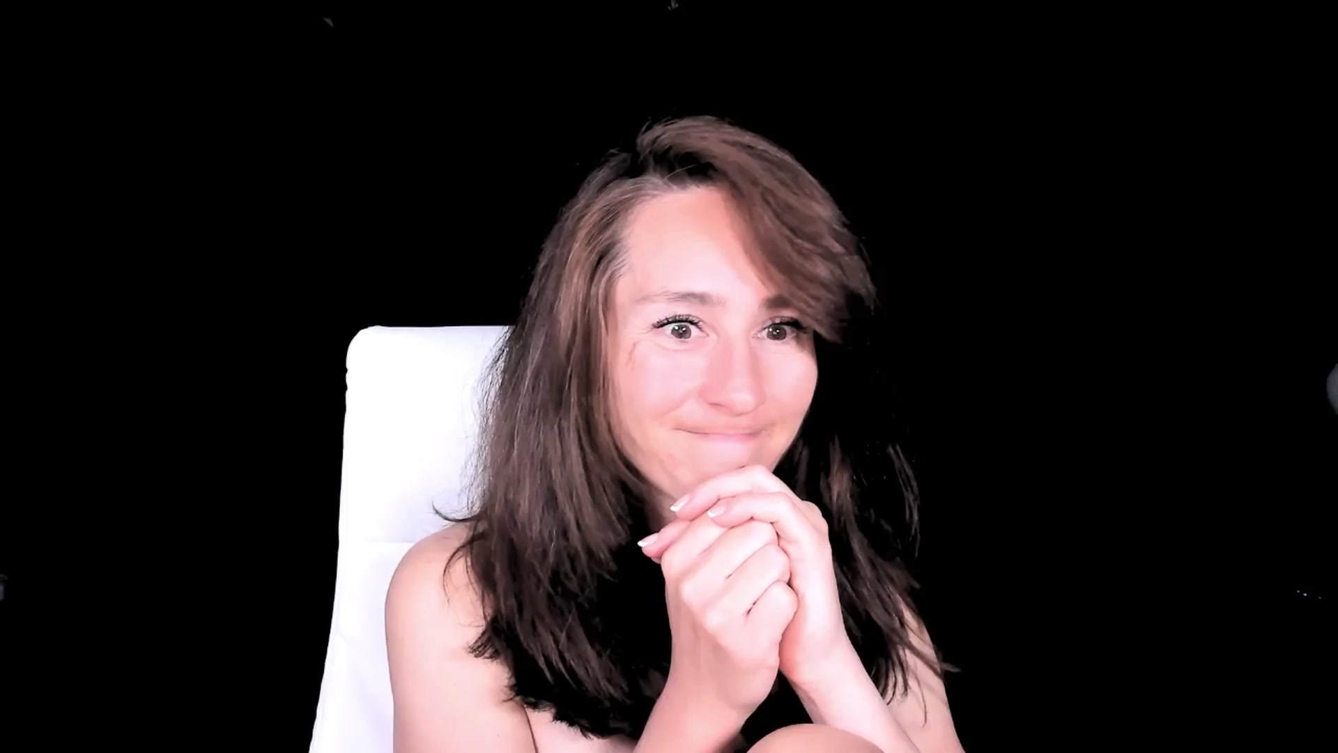 Gallery image thumbnail from Olivia's myfreecams stream on, 03/29/2024, 06:32 image 13 of 20