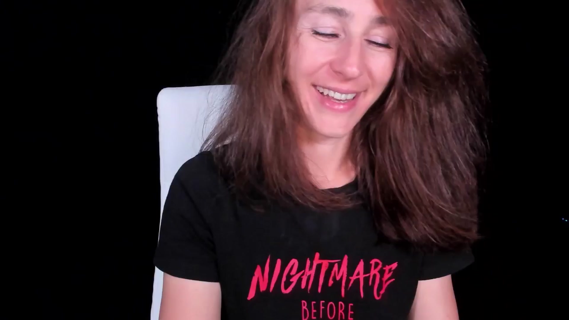 Gallery image thumbnail from Olivia's myfreecams stream on, 03/31/2024, 06:03 image 14 of 20