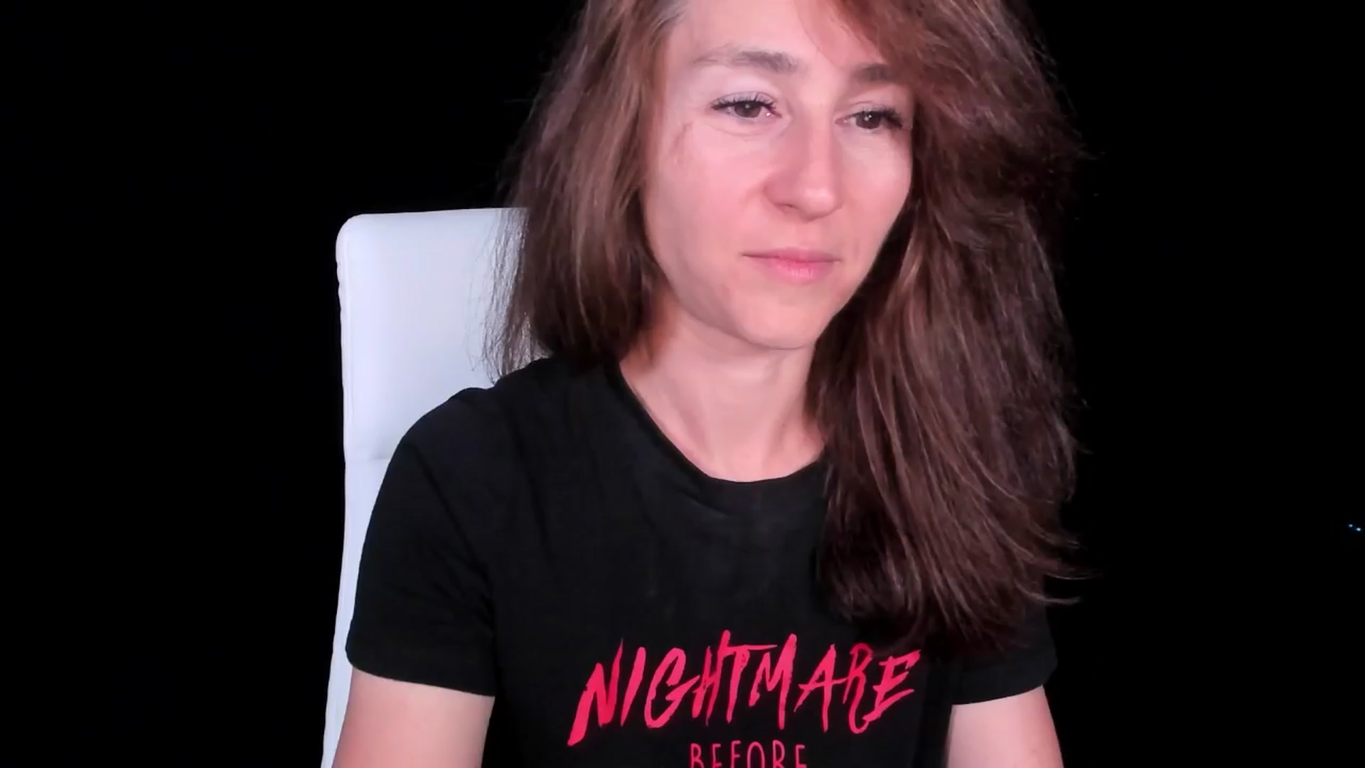 Gallery image thumbnail from Olivia's myfreecams stream on, 03/31/2024, 06:03 image 16 of 20