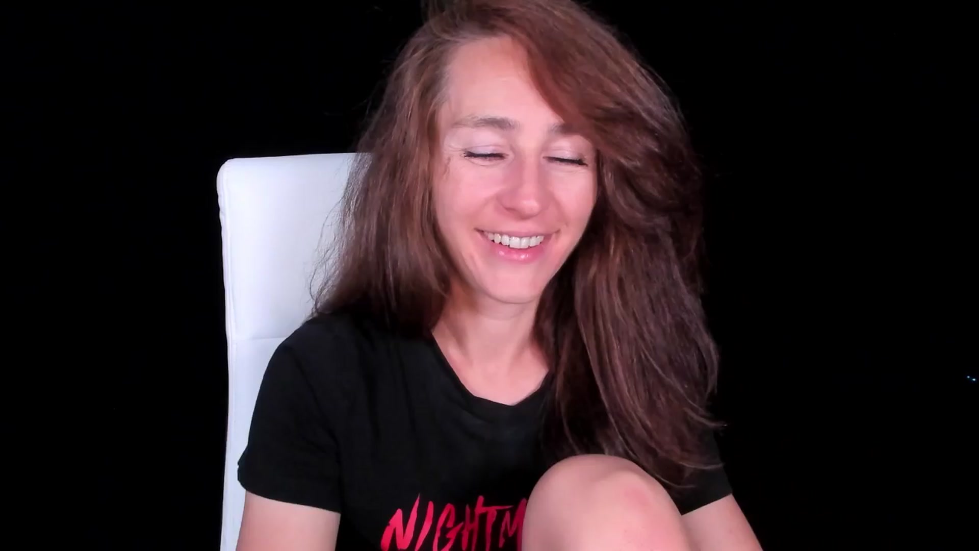 Gallery image thumbnail from Olivia's myfreecams stream on, 03/31/2024, 06:03 image 19 of 20