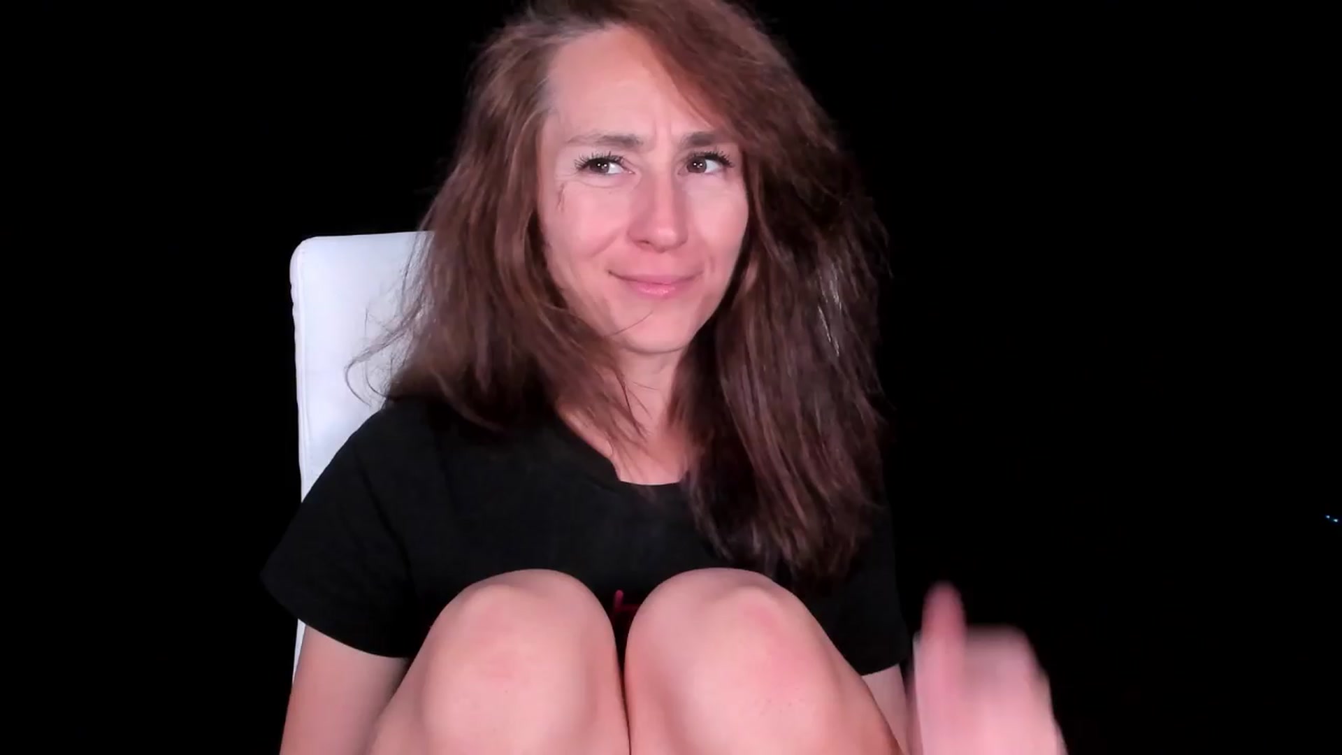 Gallery image thumbnail from Olivia's myfreecams stream on, 03/31/2024, 06:03 image 5 of 20