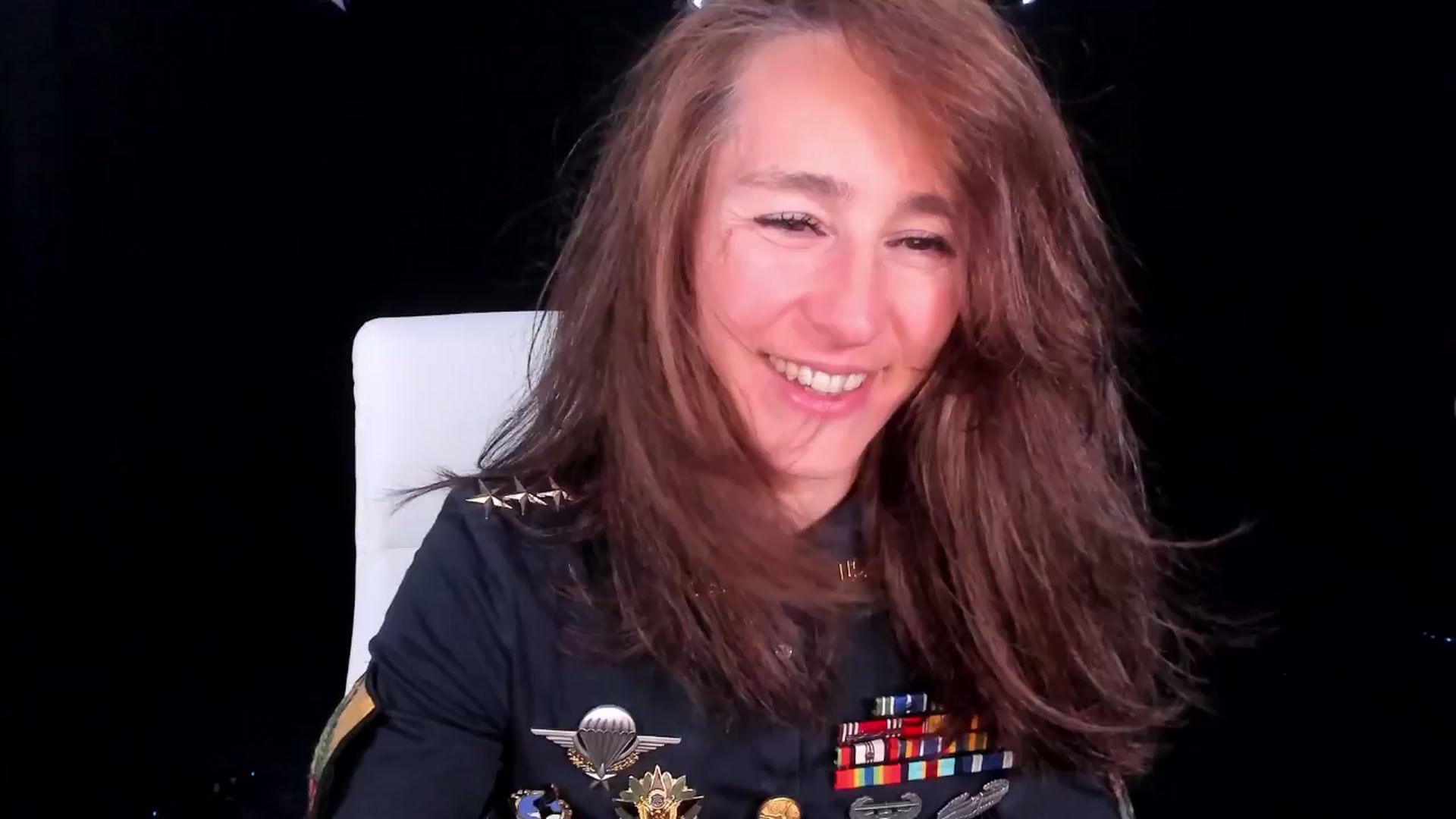 Gallery image thumbnail from Olivia's myfreecams stream on, 04/01/2024, 07:11 image 7 of 20