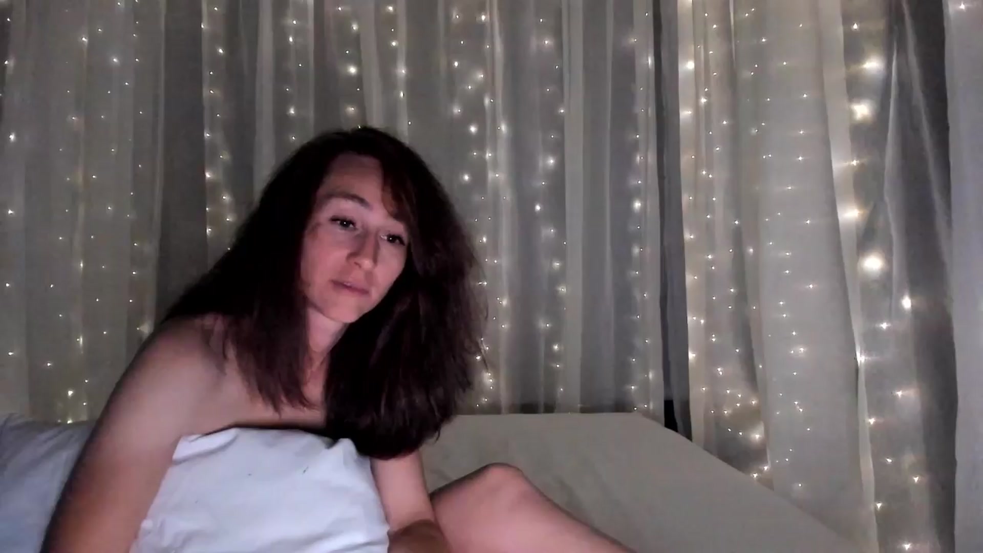 Gallery image thumbnail from Olivia's myfreecams stream on, 04/04/2024, 06:20 image 15 of 20