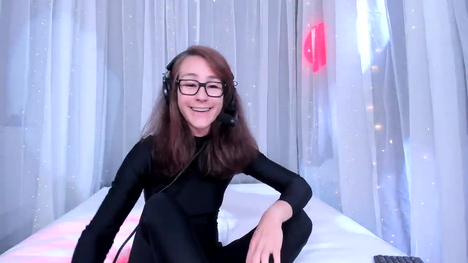 Gallery image thumbnail from Olivia's myfreecams stream on, 04/05/2024, 03:37 image 6 of 20