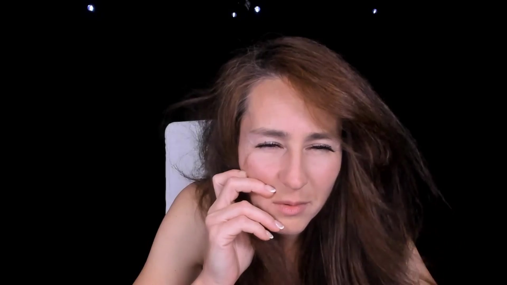 Gallery image thumbnail from Olivia's myfreecams stream on, 04/07/2024, 05:52 image 4 of 20