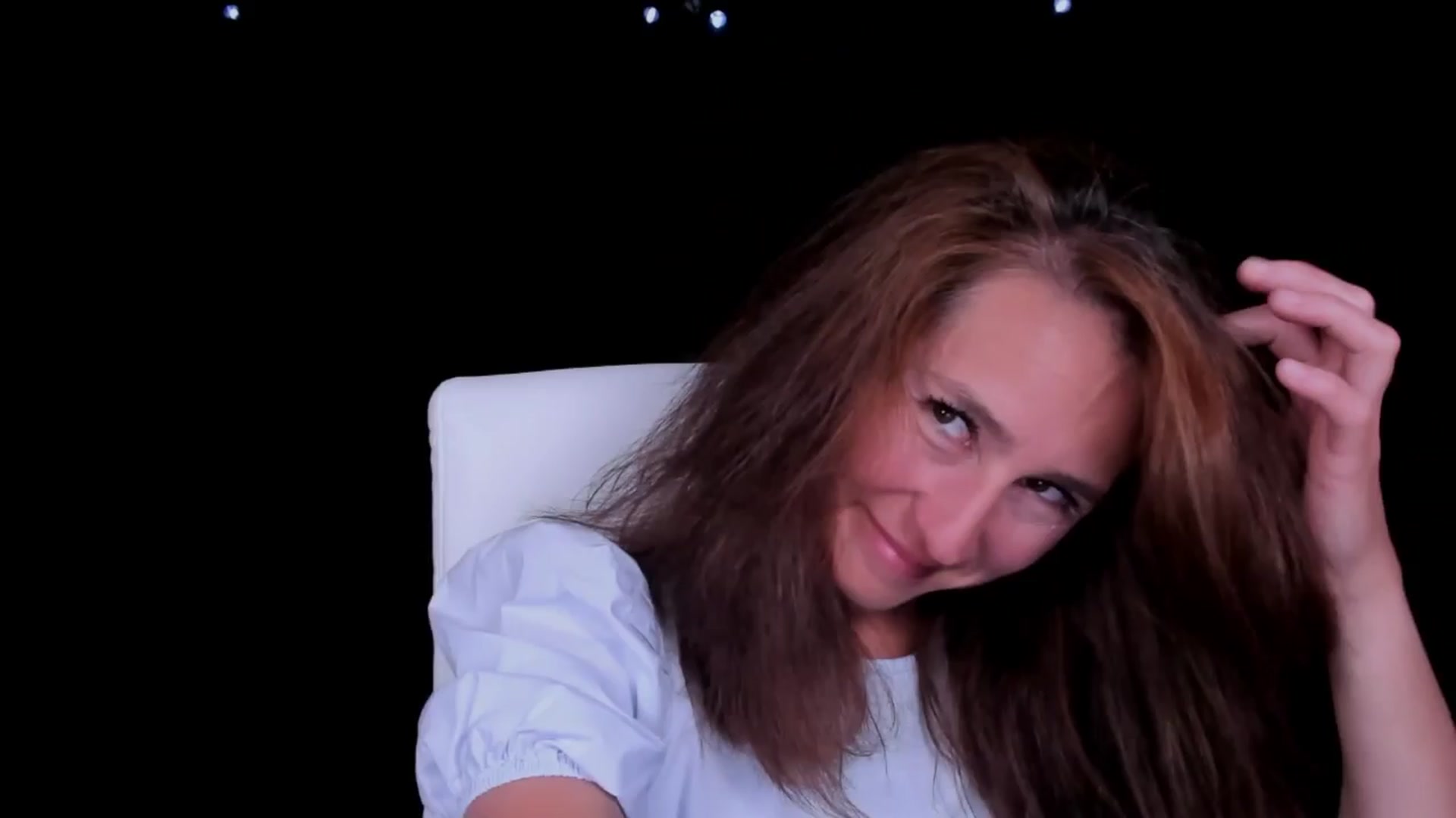Gallery image thumbnail from Olivia's myfreecams stream on, 04/14/2024, 05:46 image 14 of 20