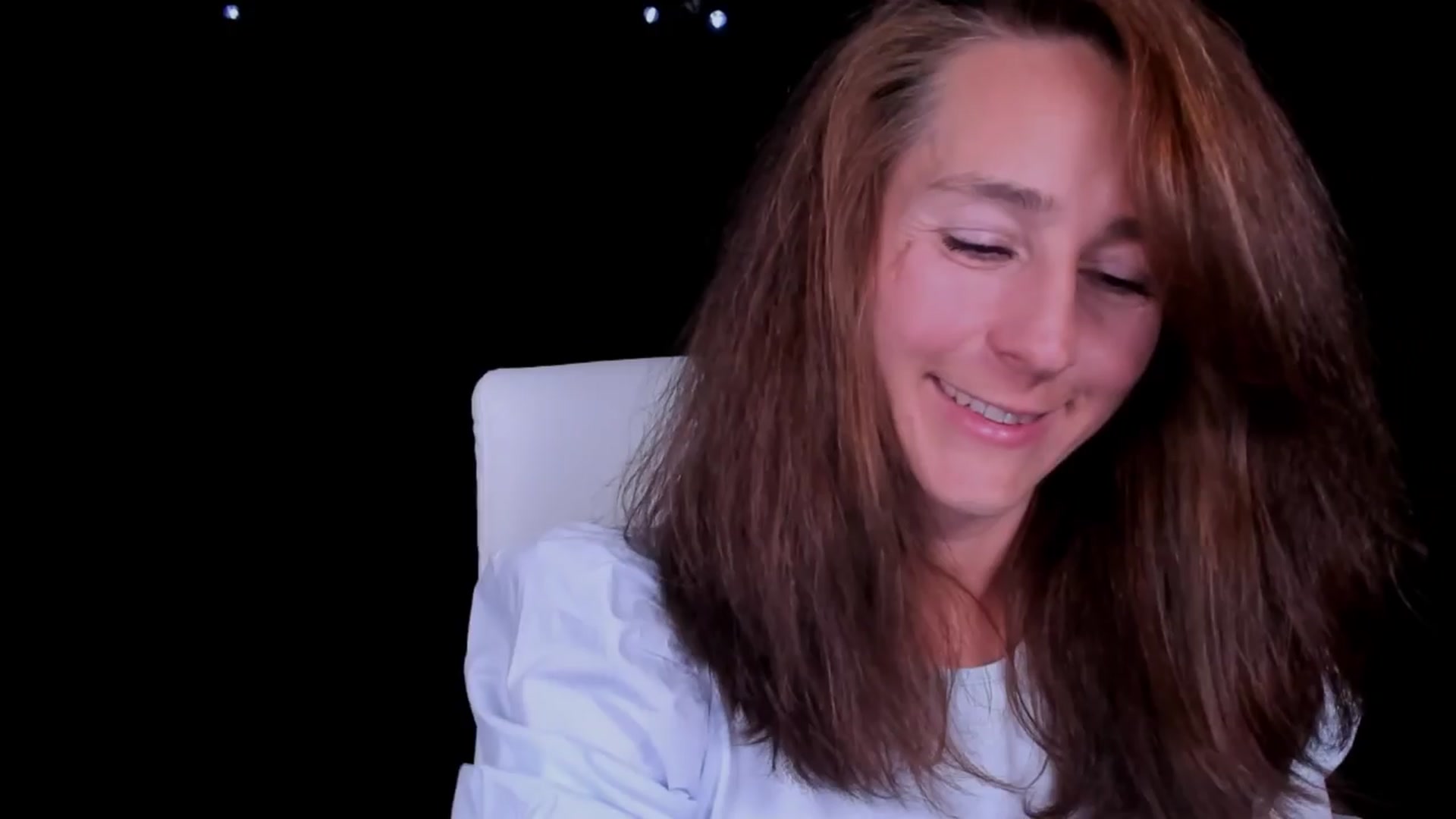Gallery image thumbnail from Olivia's myfreecams stream on, 04/14/2024, 05:46 image 1 of 20