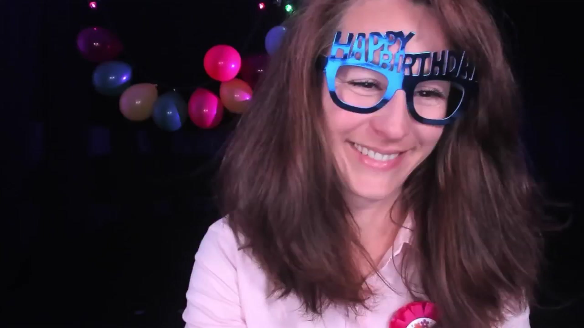 Gallery image thumbnail from Olivia's myfreecams stream on, 04/16/2024, 05:10 image 13 of 20