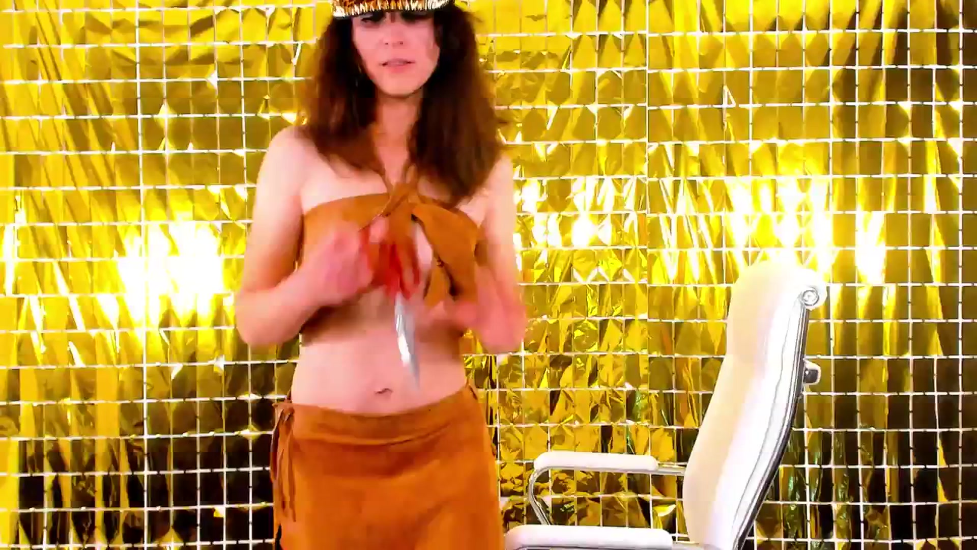 Gallery image thumbnail from Olivia's myfreecams stream on, 05/04/2024, 03:38 image 10 of 20
