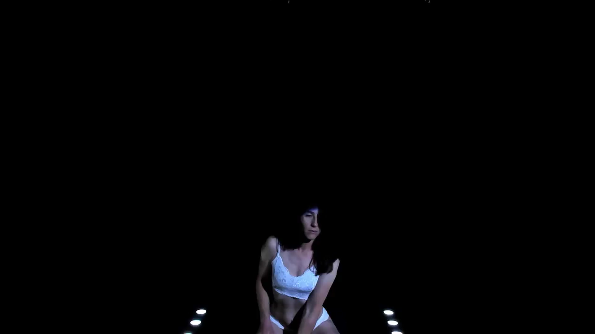 Gallery image thumbnail from Olivia's myfreecams stream on, 05/05/2024, 05:38 image 2 of 20