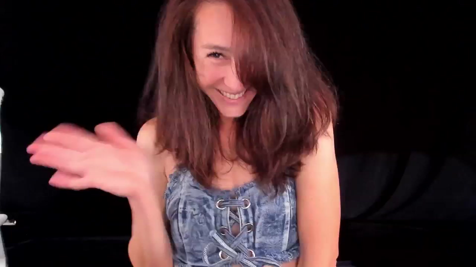 Gallery image thumbnail from Olivia's myfreecams stream on, 05/06/2024, 03:08 image 11 of 20