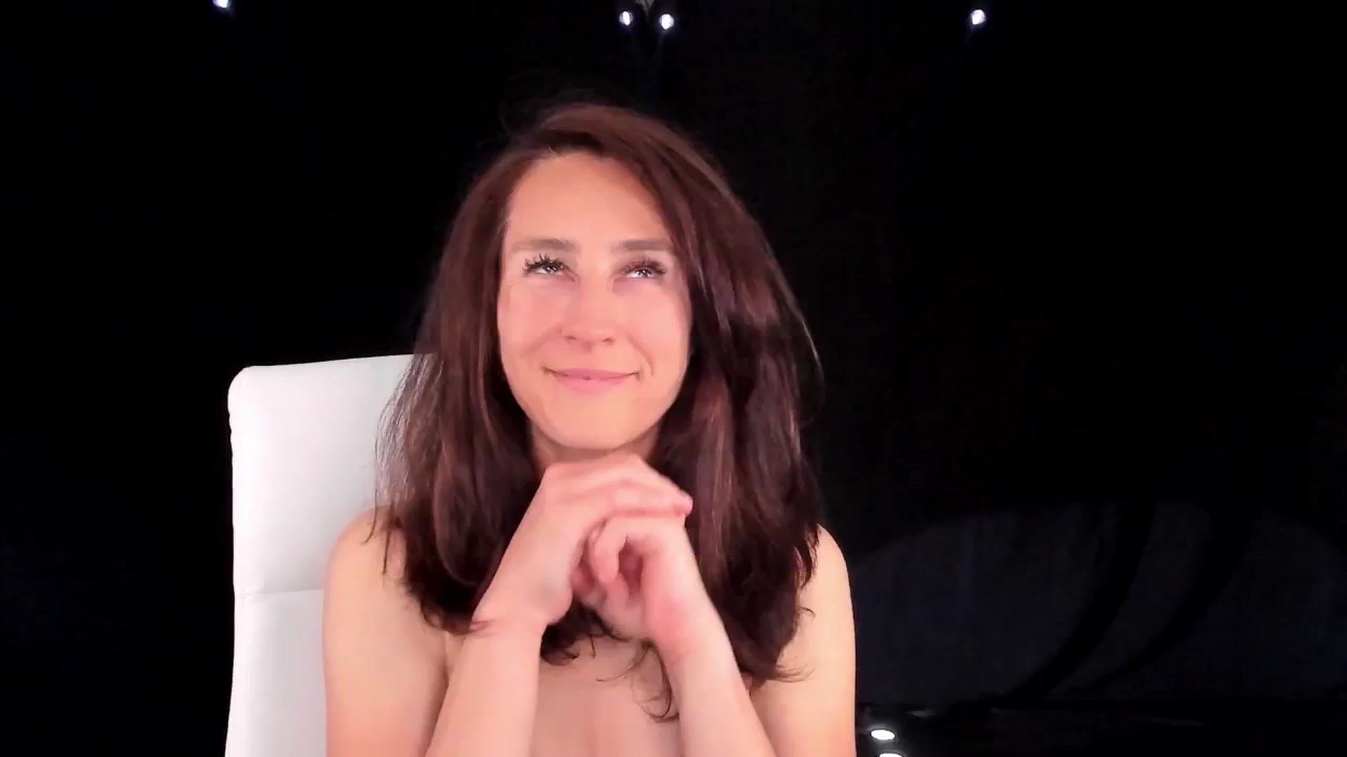Gallery image thumbnail from Olivia's myfreecams stream on, 05/06/2024, 06:16 image 3 of 20