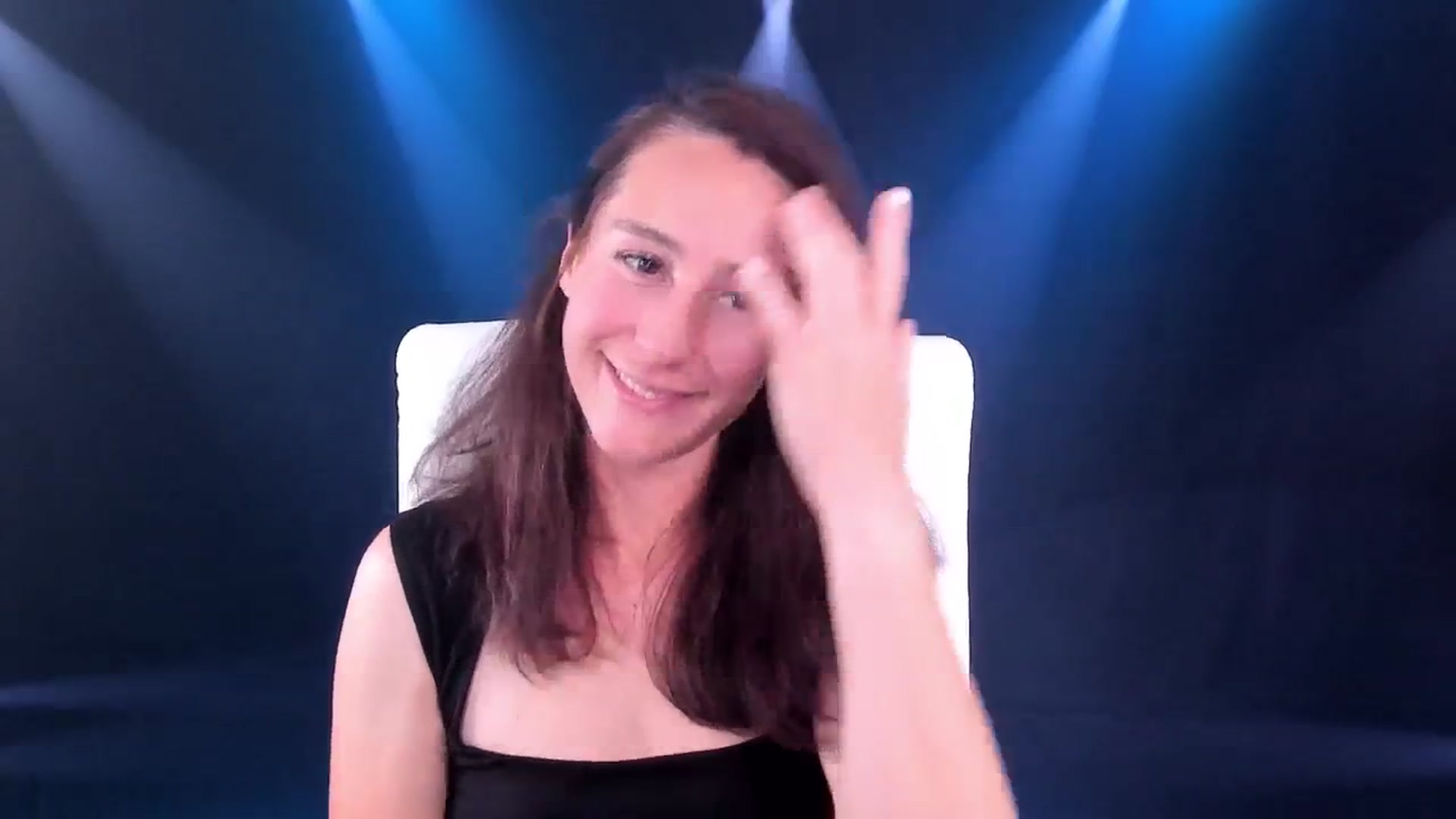 Gallery image thumbnail from Olivia's myfreecams stream on, 05/10/2024, 06:10 image 9 of 20